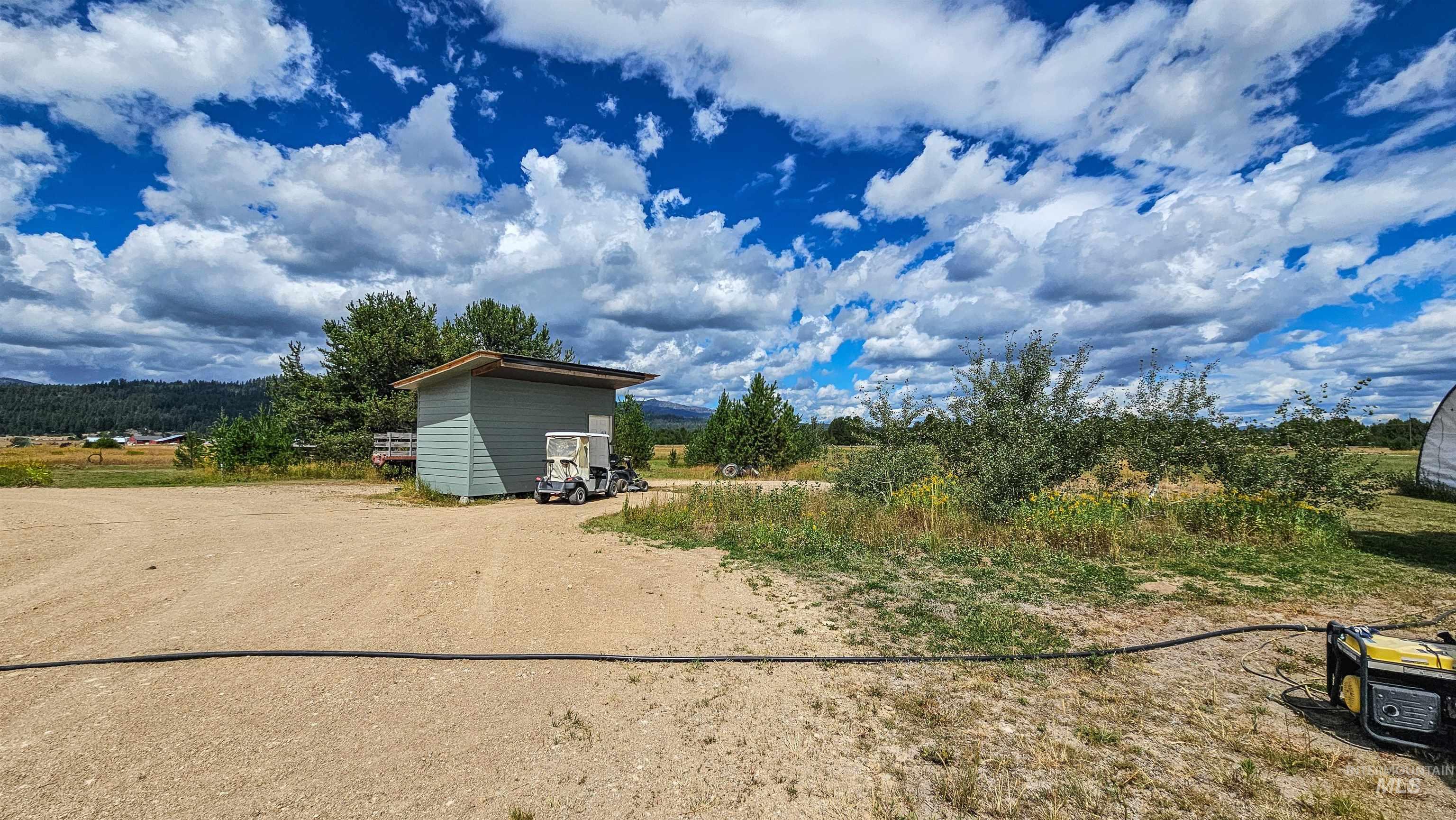 101 Sixty Ln Property Photo 16