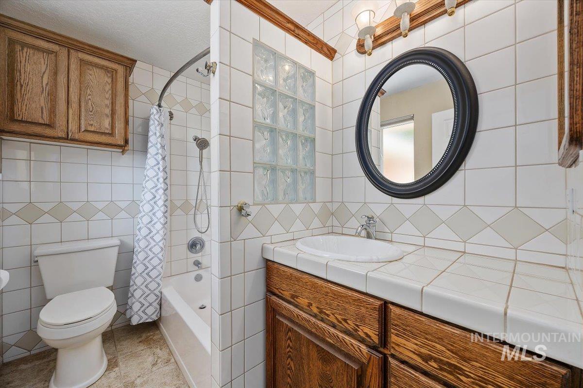 4004 N 2600 E. Property Photo 11