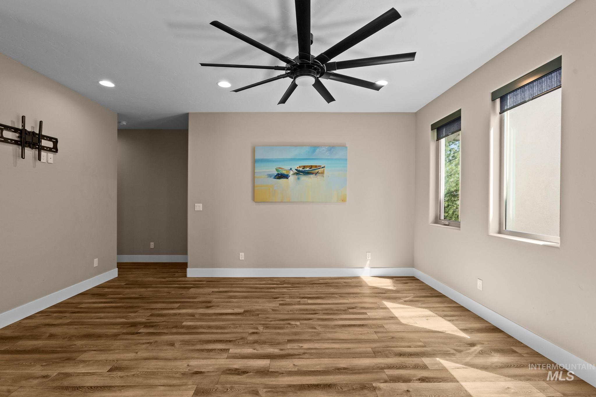 5076 N Thorton Lane Property Photo 20