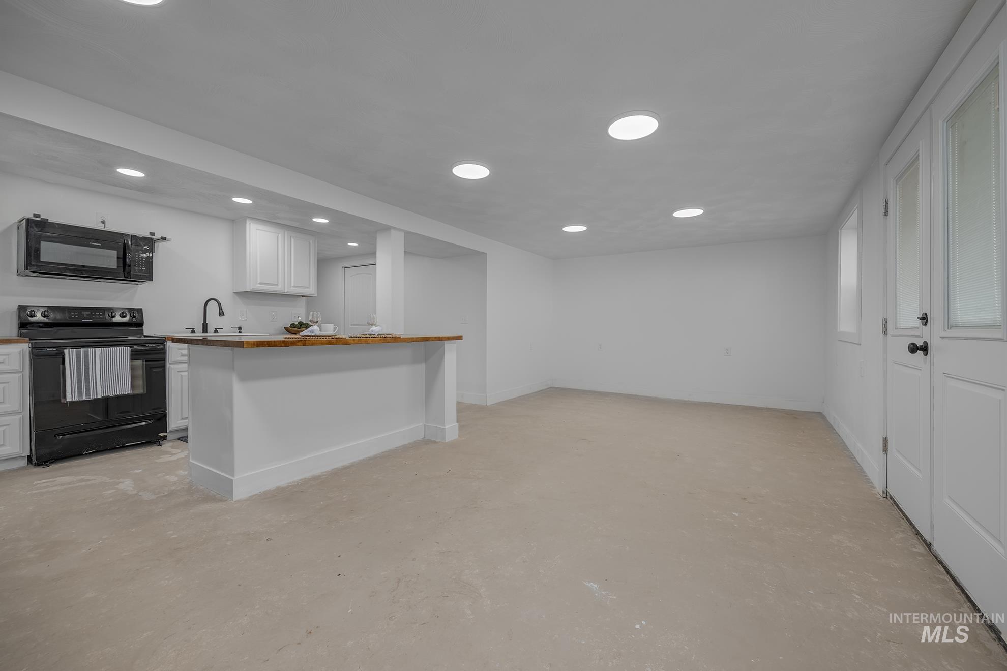 2121 Alameda Property Photo 26