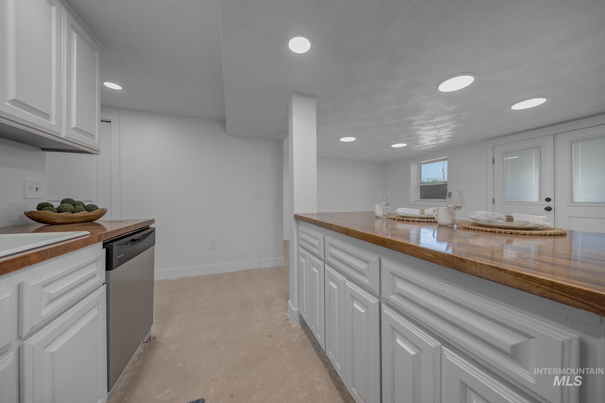 2121 Alameda Property Photo 29