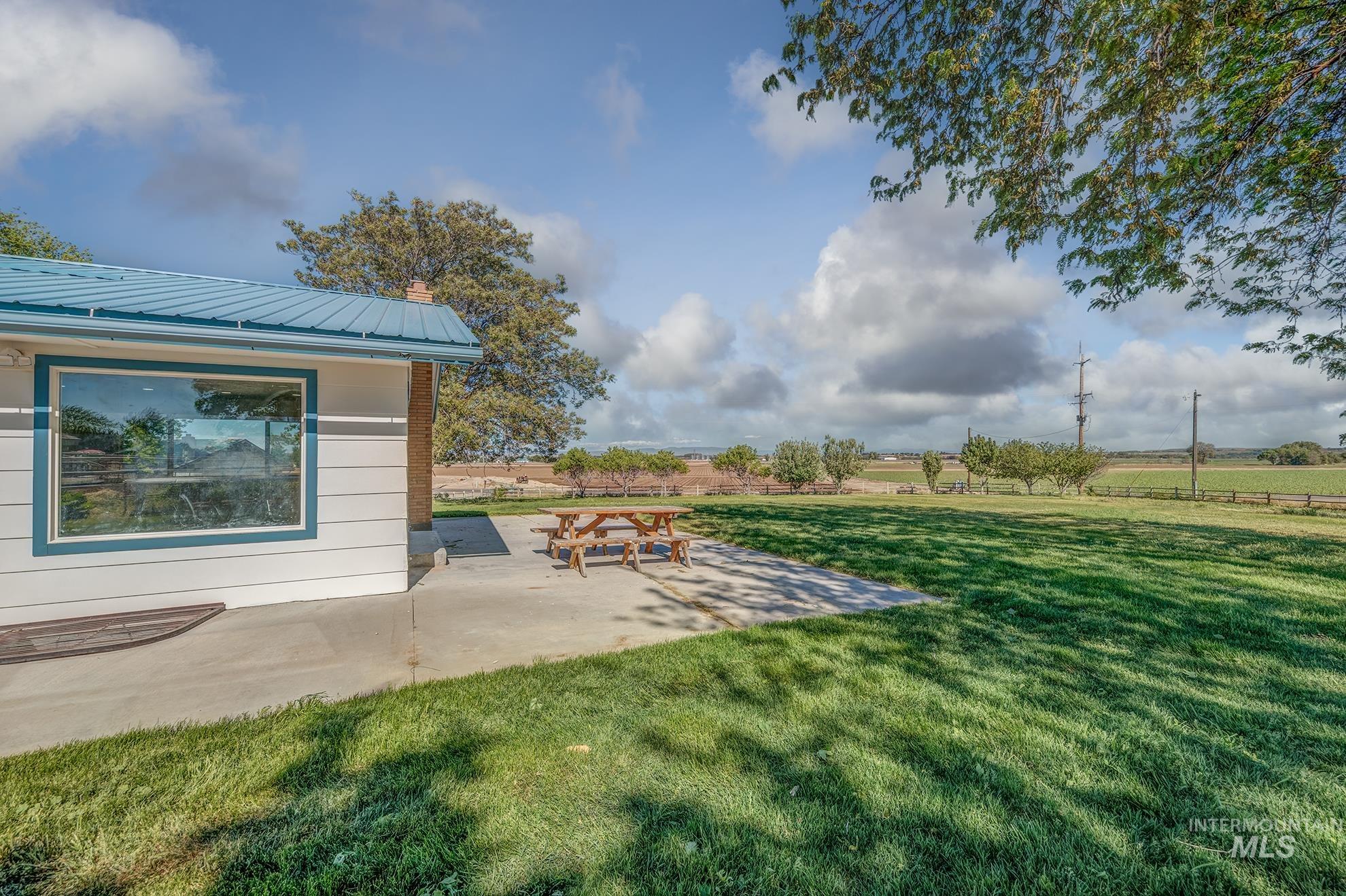 2121 Alameda Property Photo 40