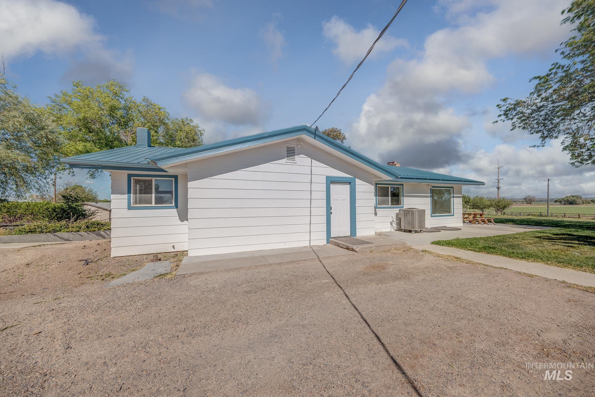 2121 Alameda Property Photo 42