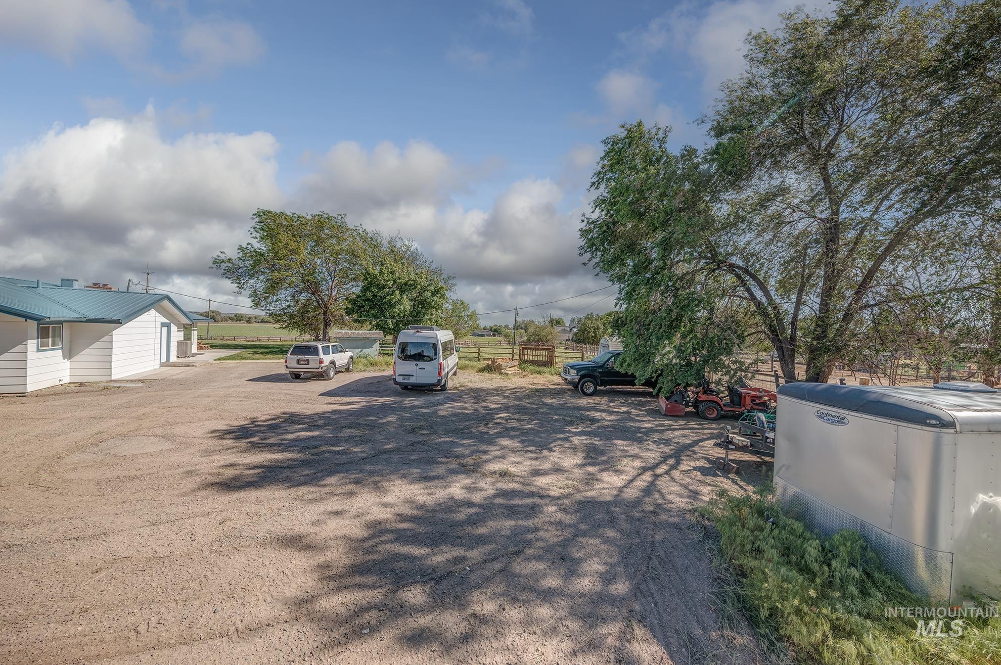 2121 Alameda Property Photo 44