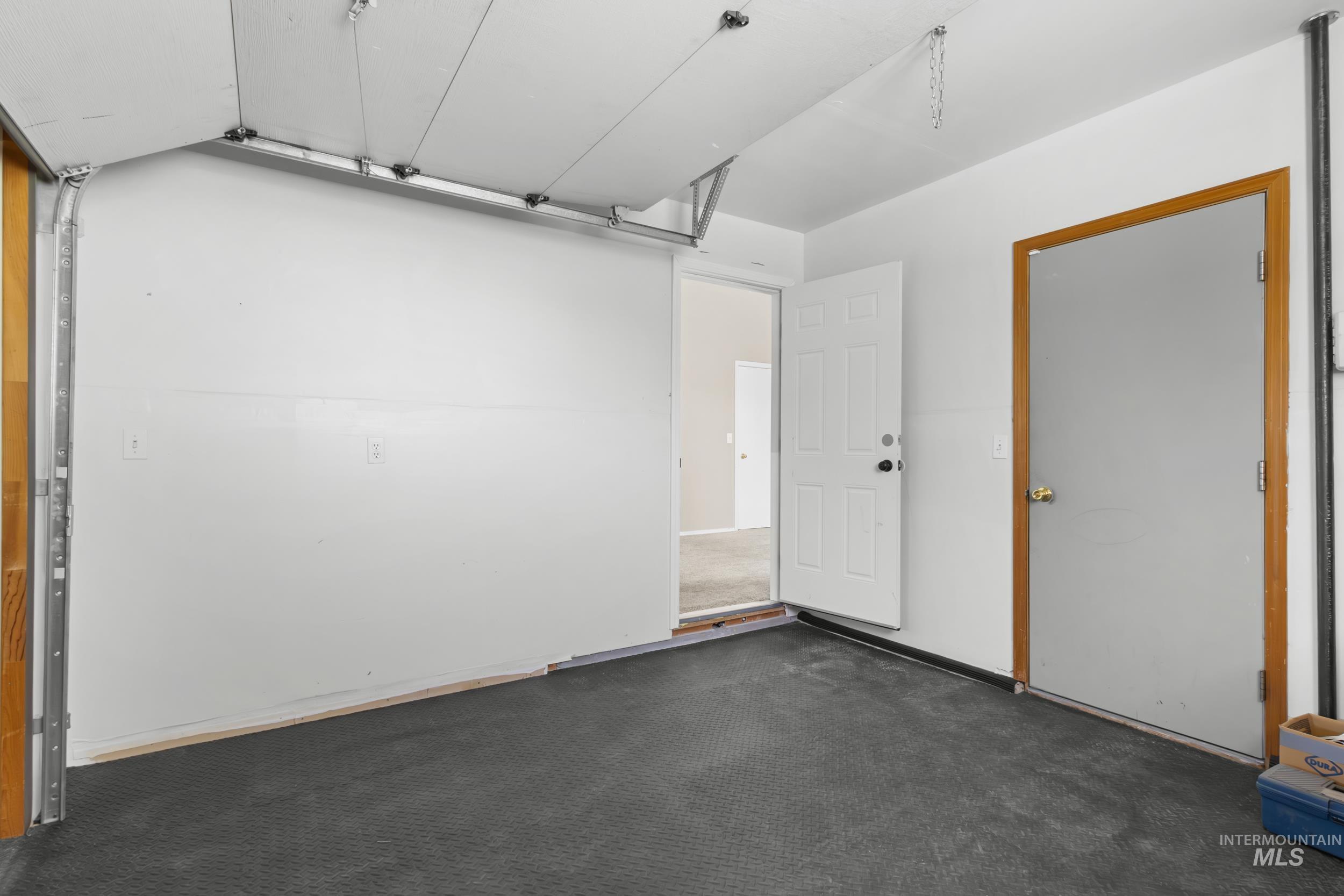 3771 W Silver Terrace Road Property Photo 28