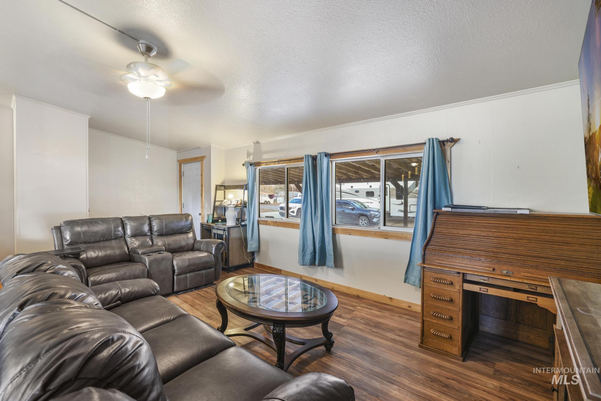 89 S 860 Road West Property Photo 4