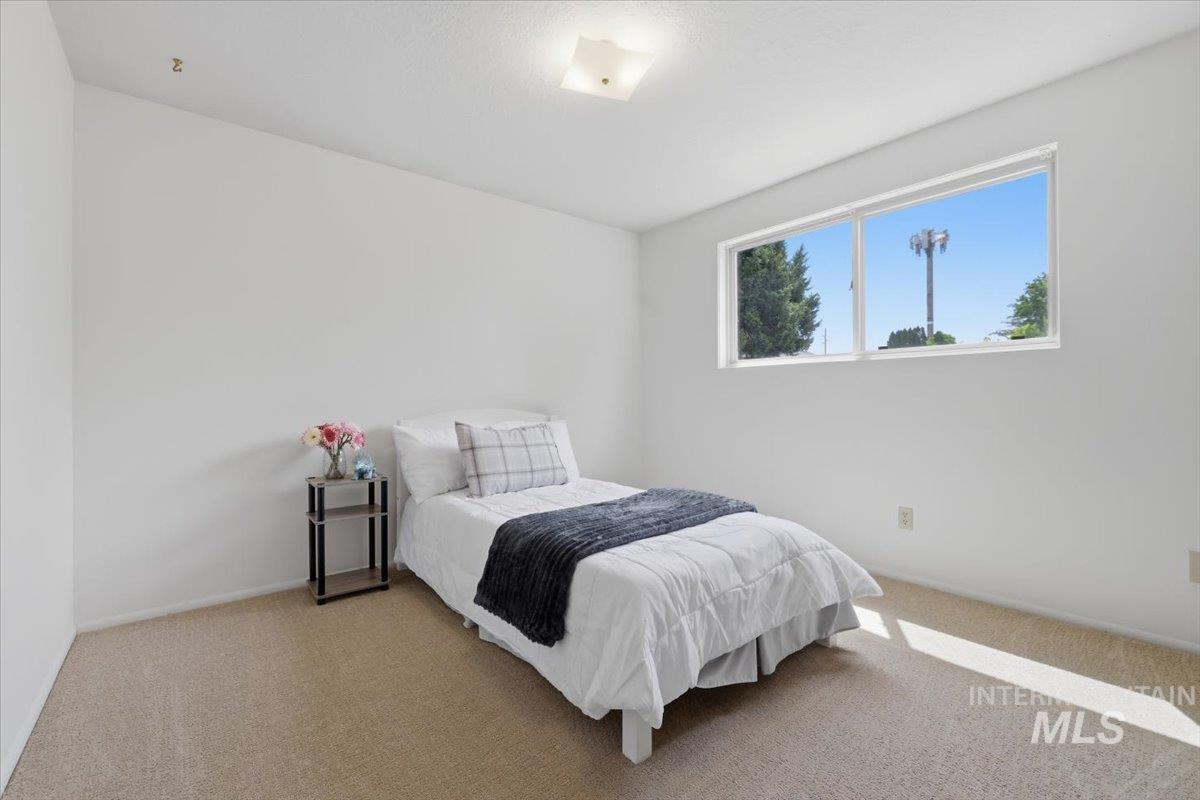 8315 W Valley View Dr Property Photo 12