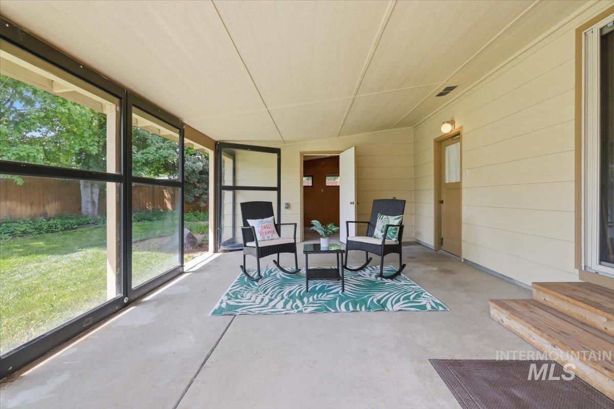 8315 W Valley View Dr Property Photo 24