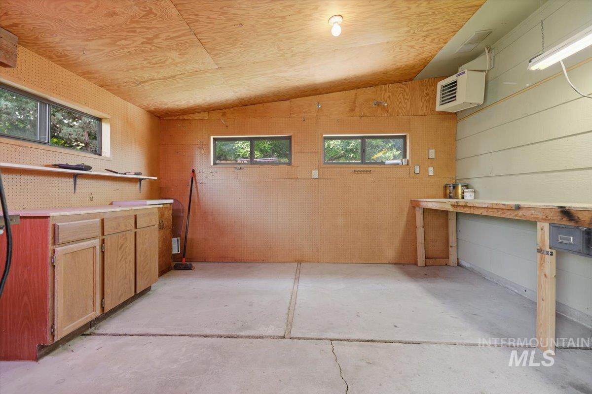 8315 W Valley View Dr Property Photo 25