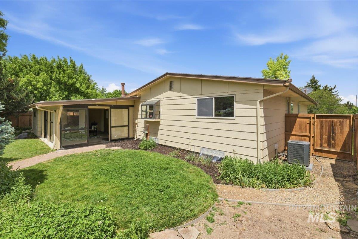 8315 W Valley View Dr Property Photo 27