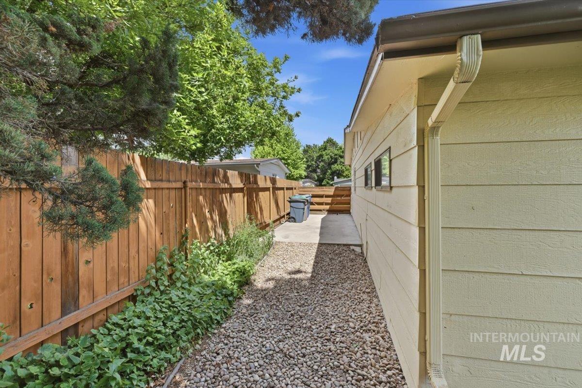 8315 W Valley View Dr Property Photo 30