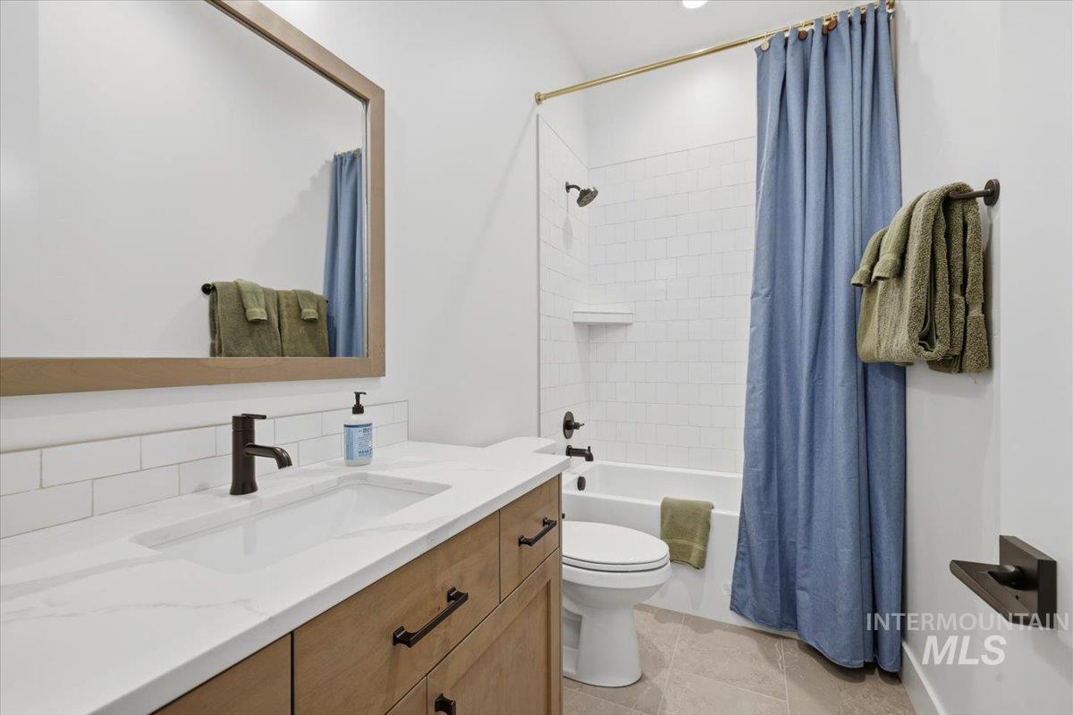 5657 W Polecat Dr. Property Photo 33
