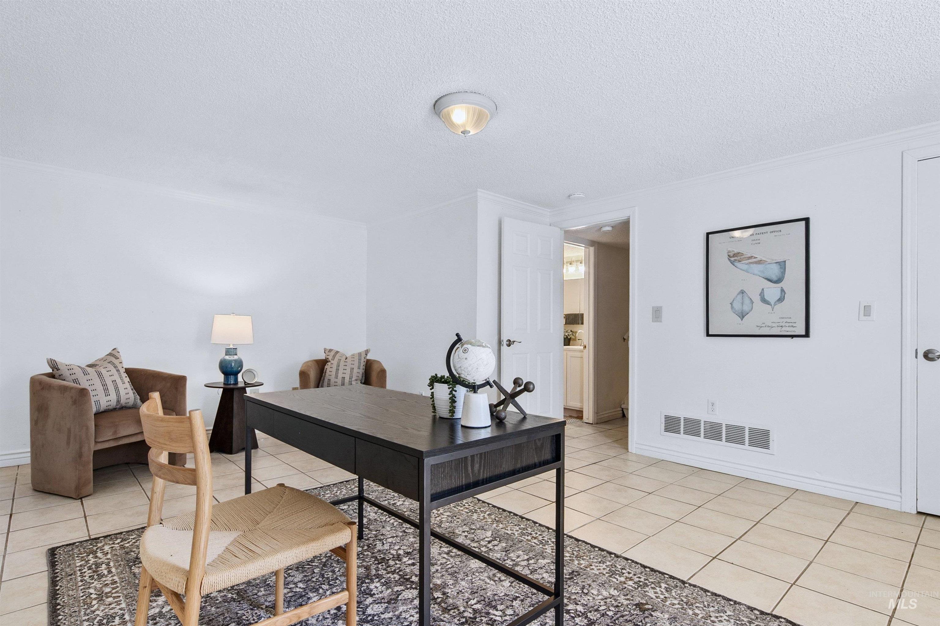 723 S Opal Street Property Photo 28