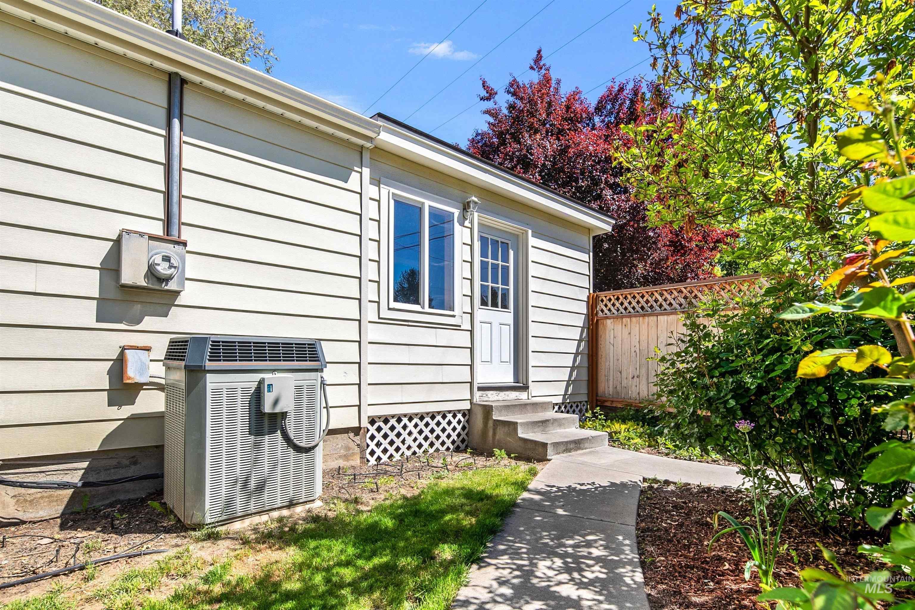 723 S Opal Street Property Photo 37