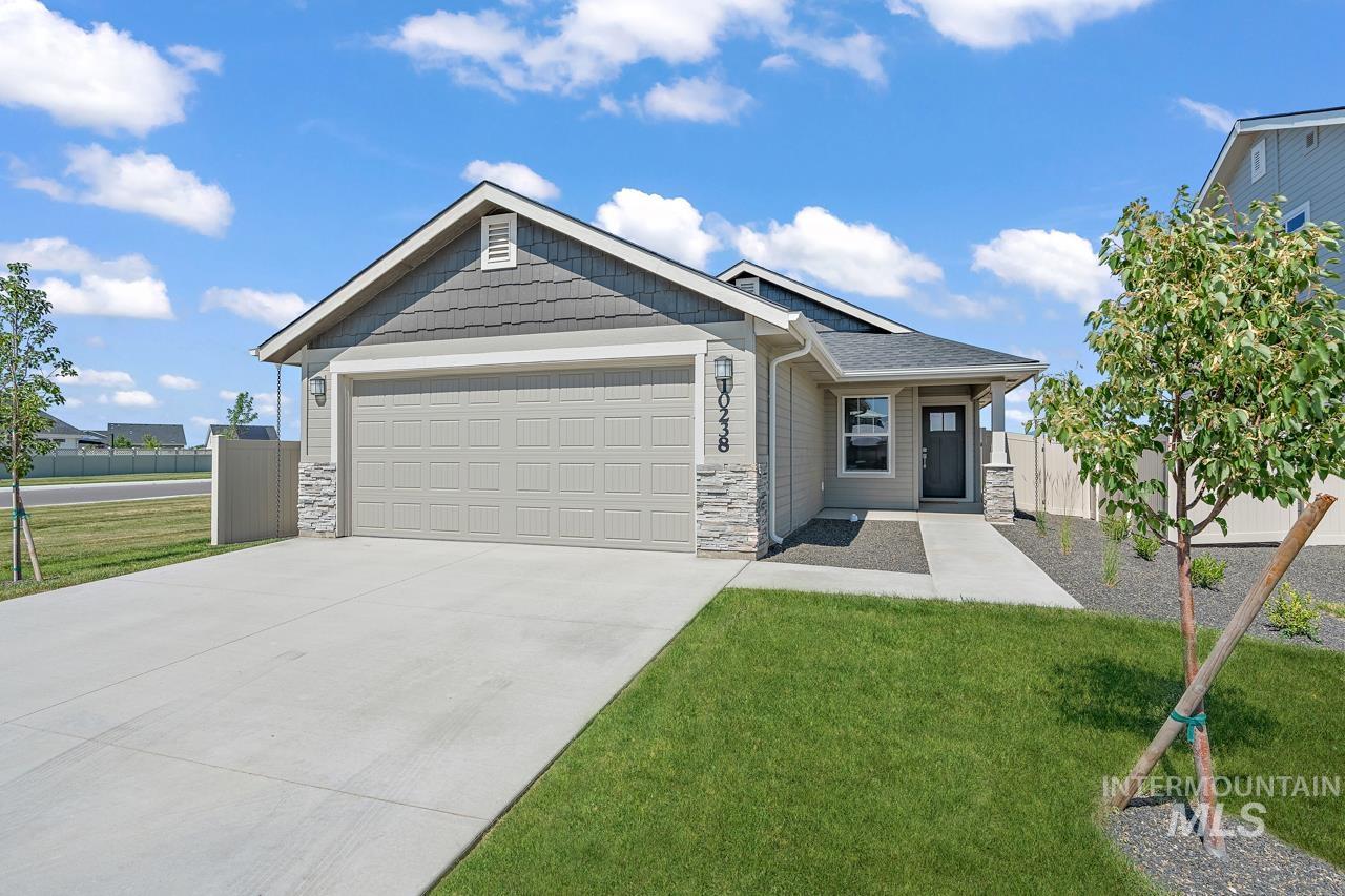 17581 Moon Ridge Pl Property Photo 1