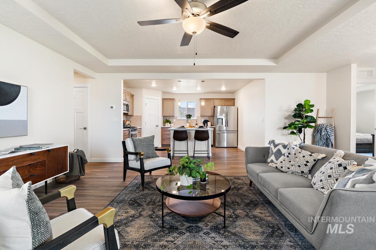 17581 Moon Ridge Pl Property Photo 9
