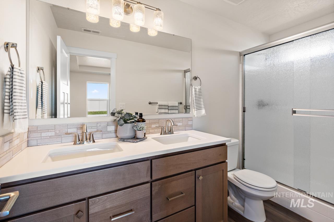 17581 Moon Ridge Pl Property Photo 23