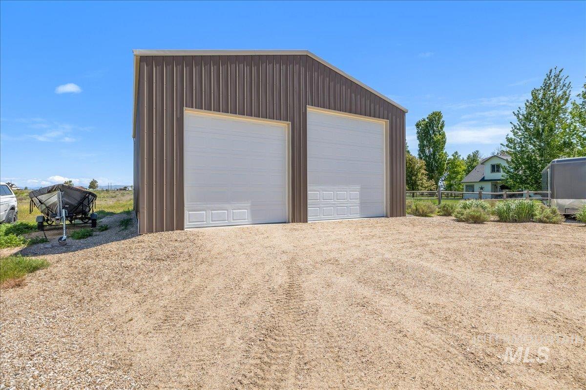 18593 S Pleasant Valley Rd Property Photo 33