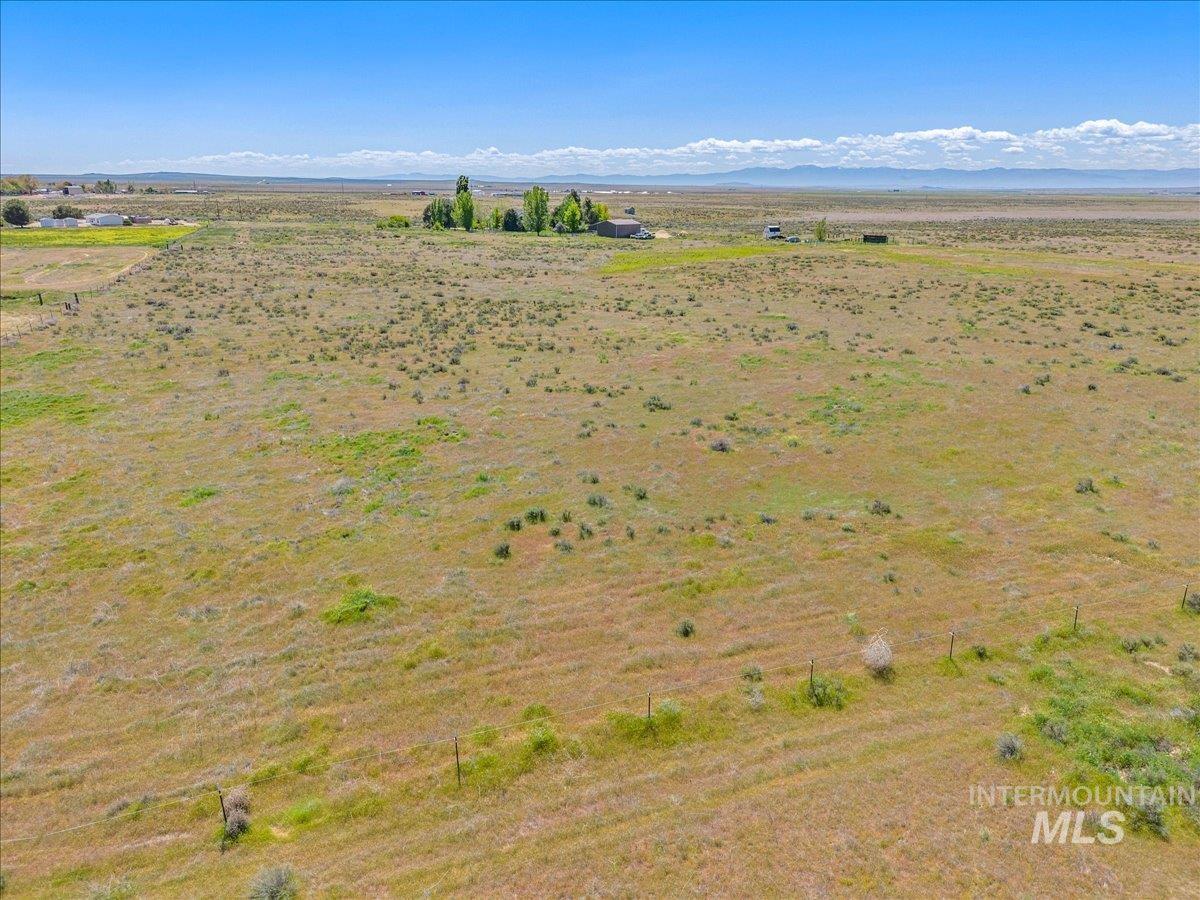 18593 S Pleasant Valley Rd Property Photo 42