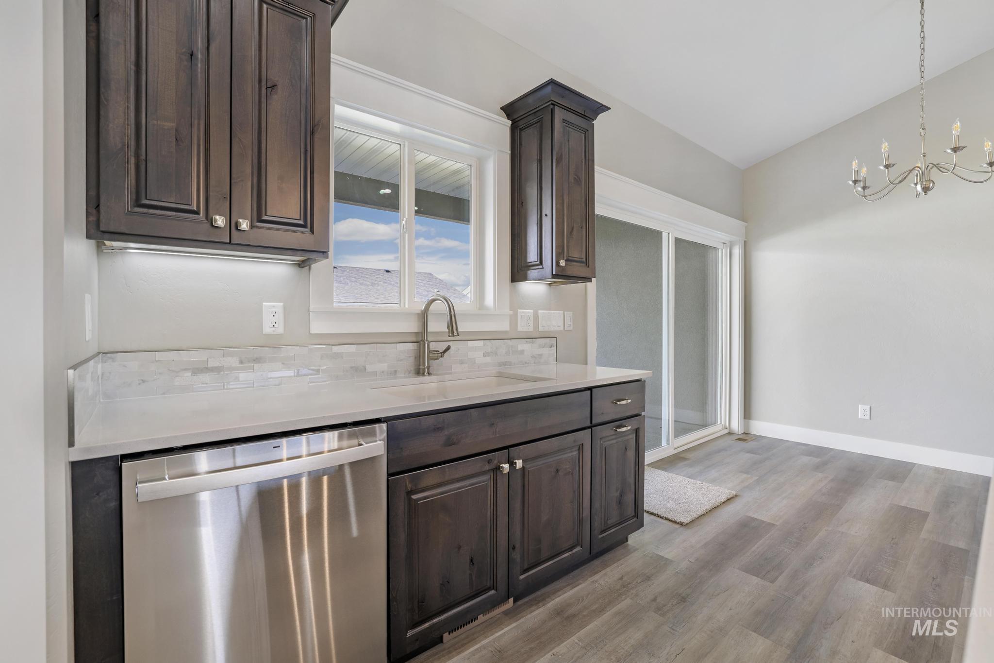 298 Sandi Road Property Photo 4