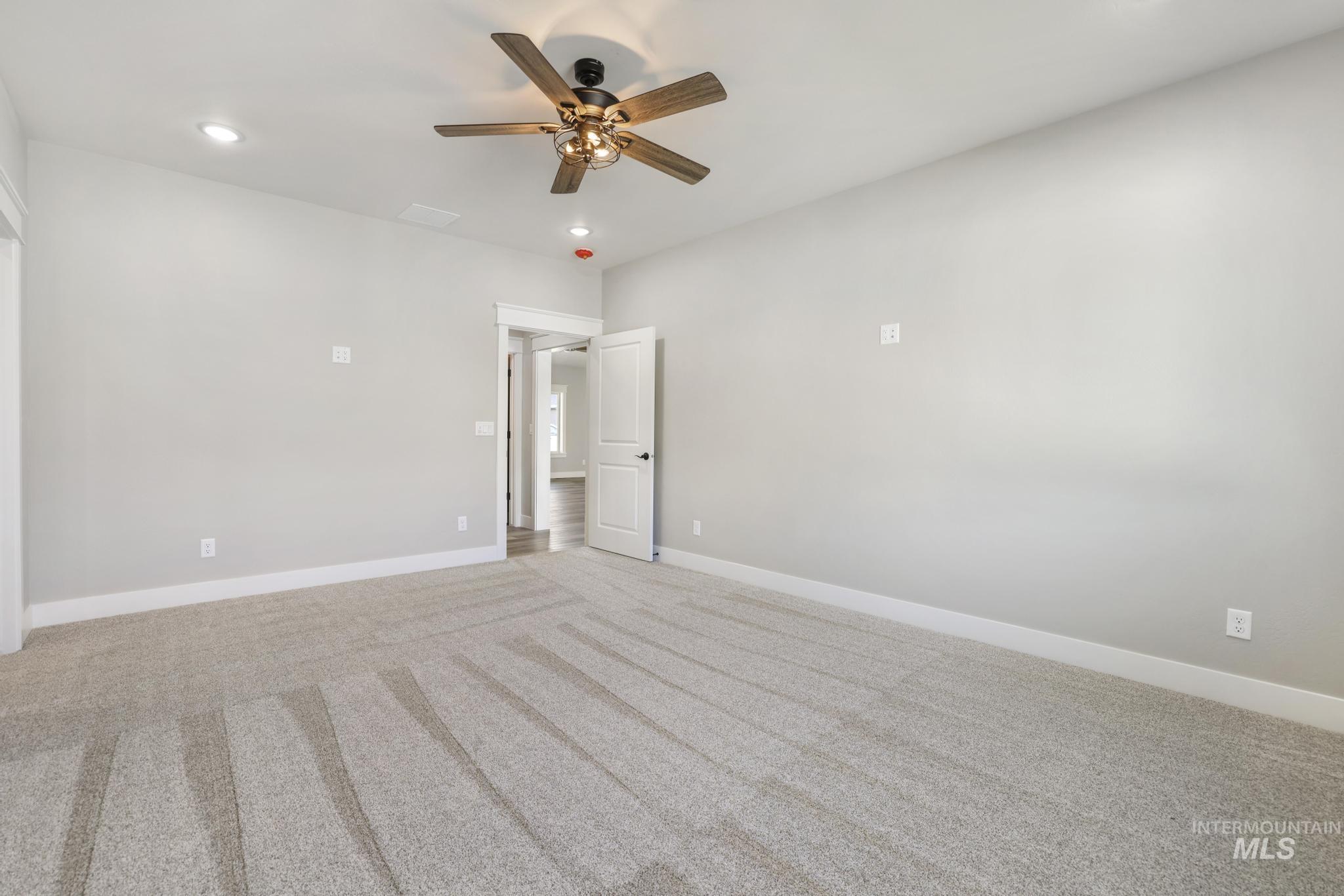 298 Sandi Road Property Photo 14