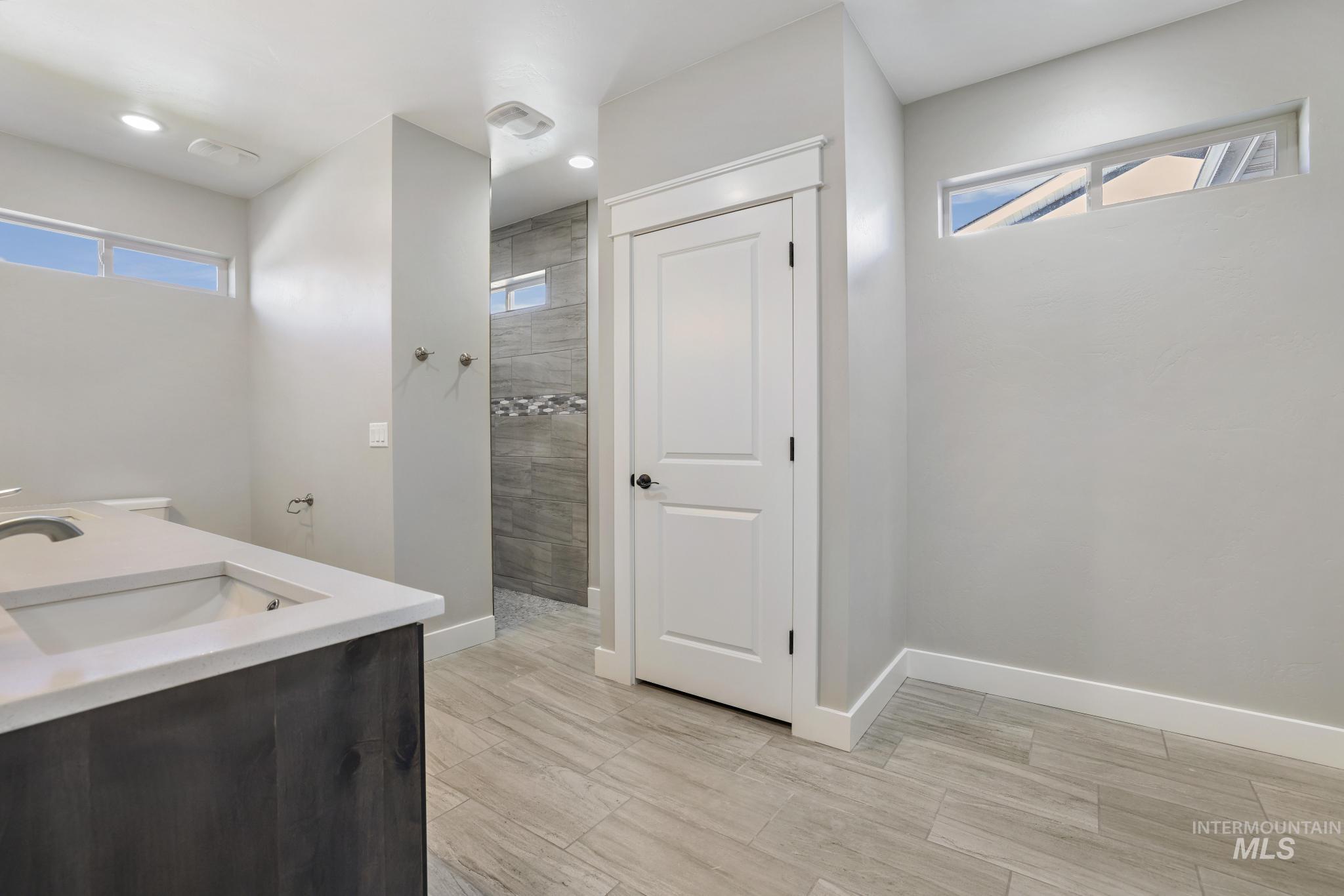 298 Sandi Road Property Photo 15