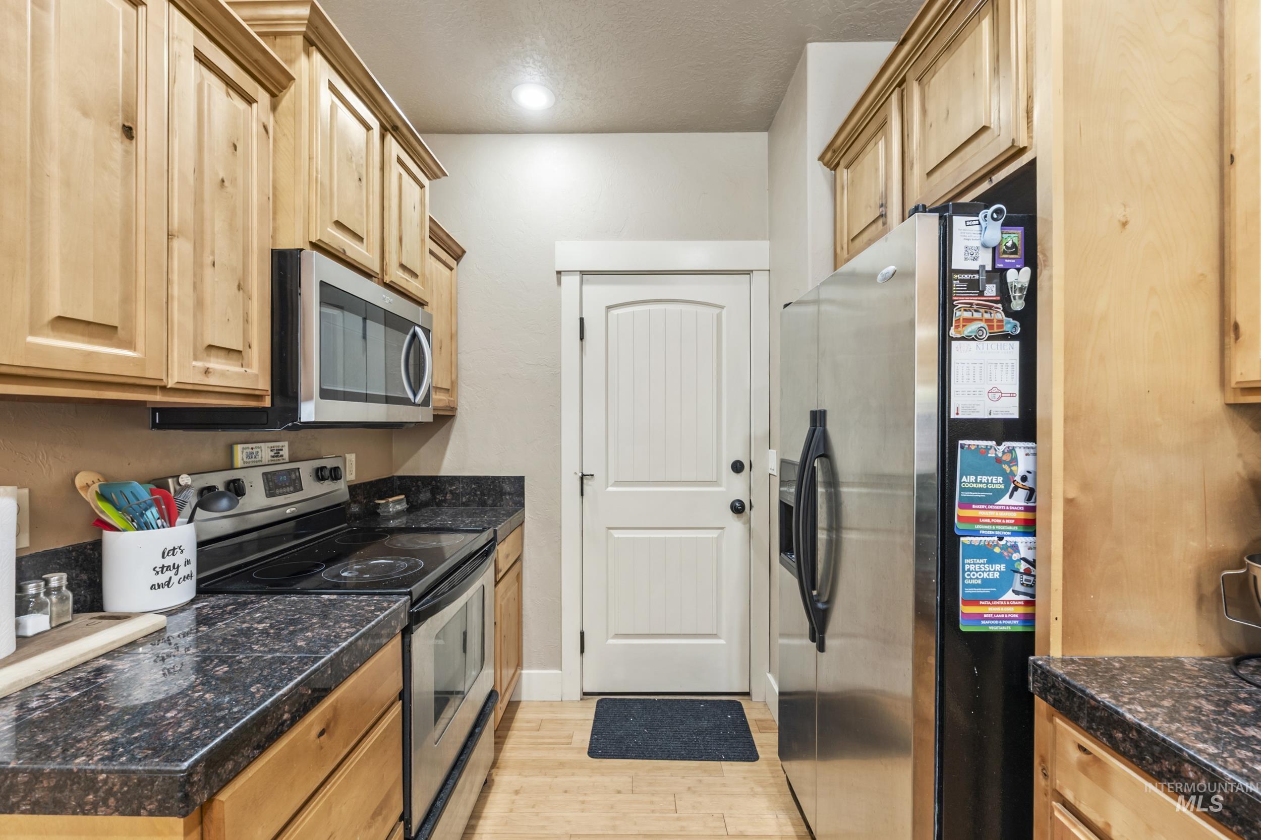 5233 W Morris Hill Rd Property Photo 10