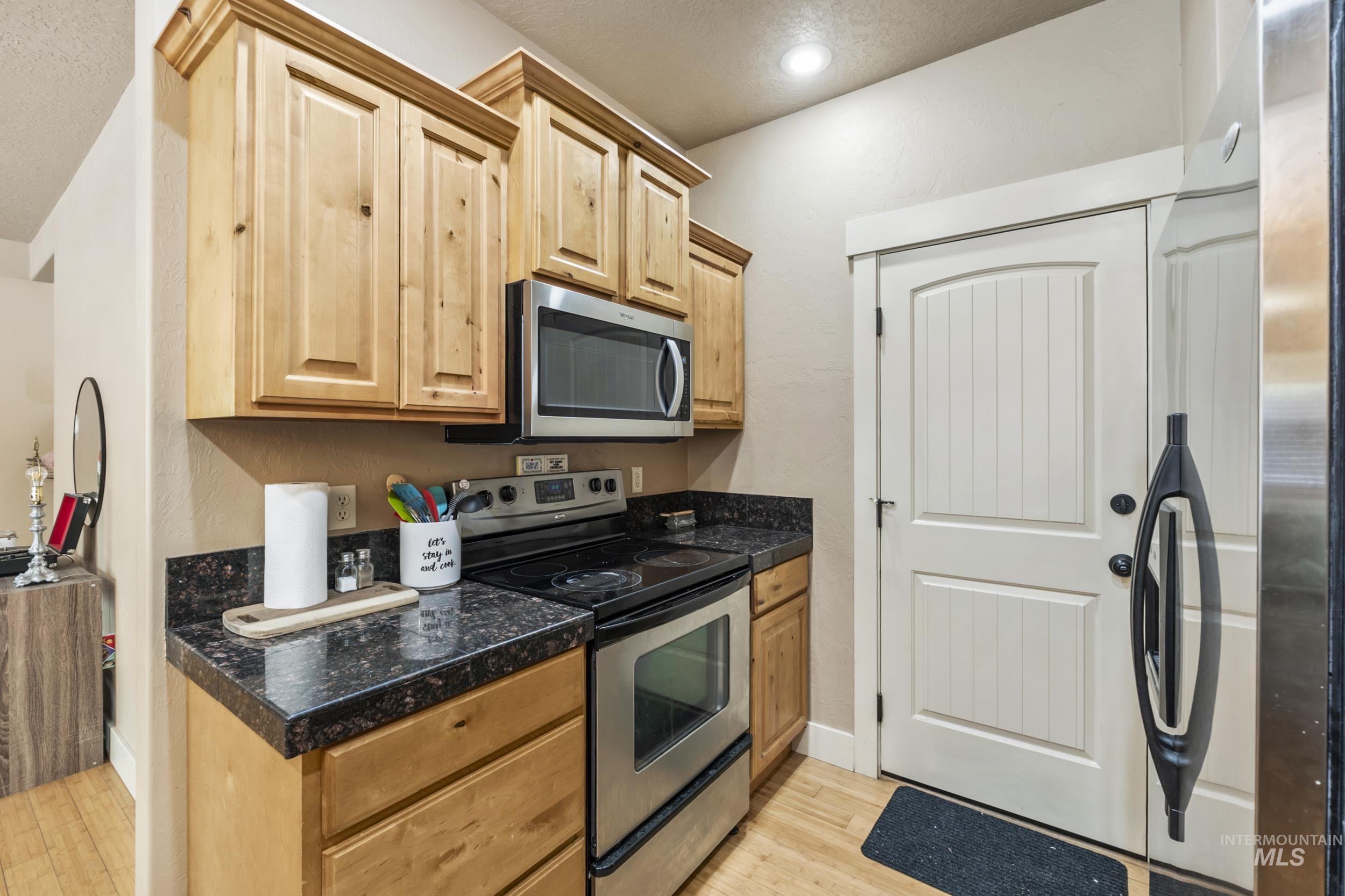 5233 W Morris Hill Rd Property Photo 11