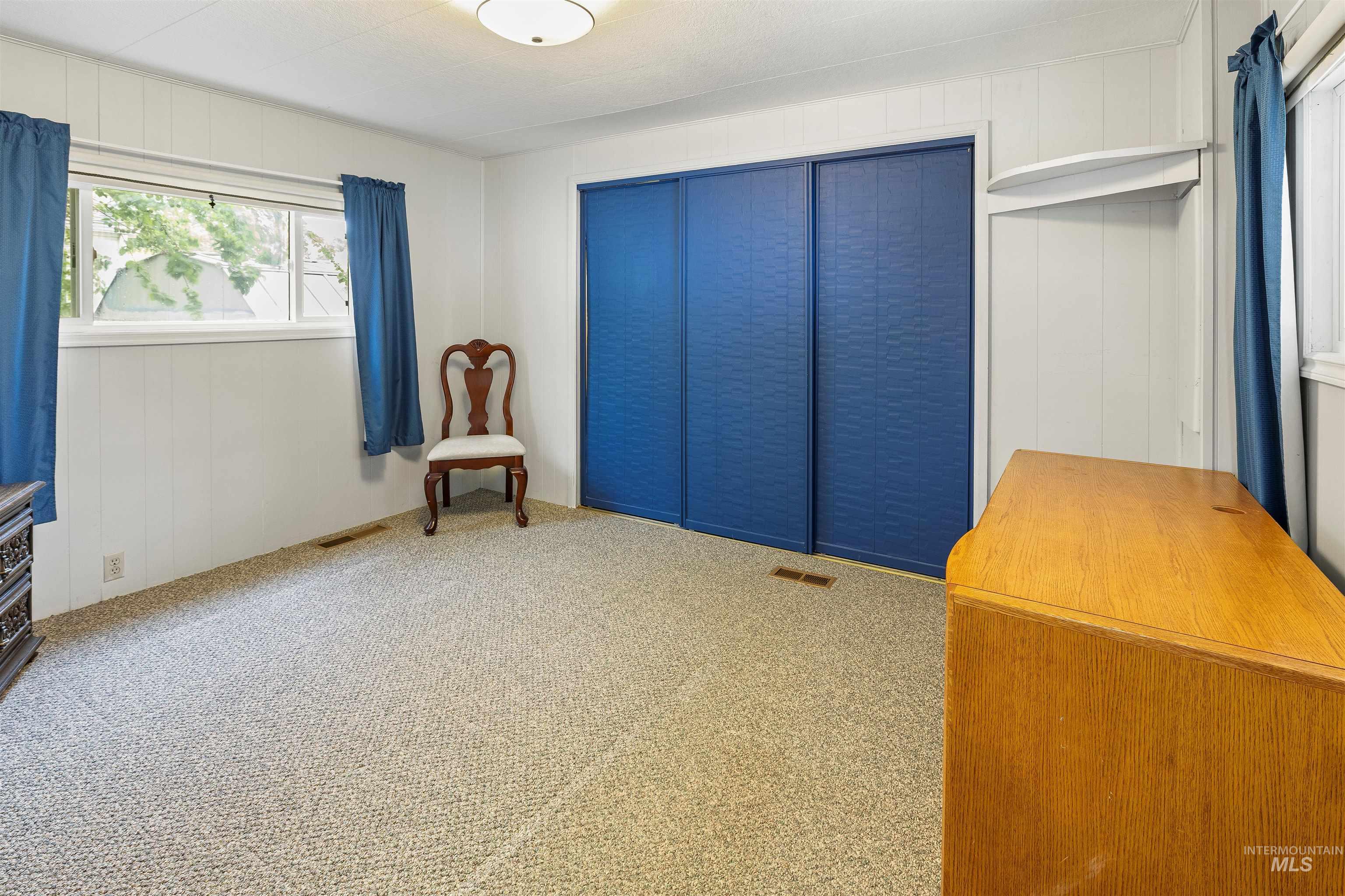 516 Park Ave Property Photo 19
