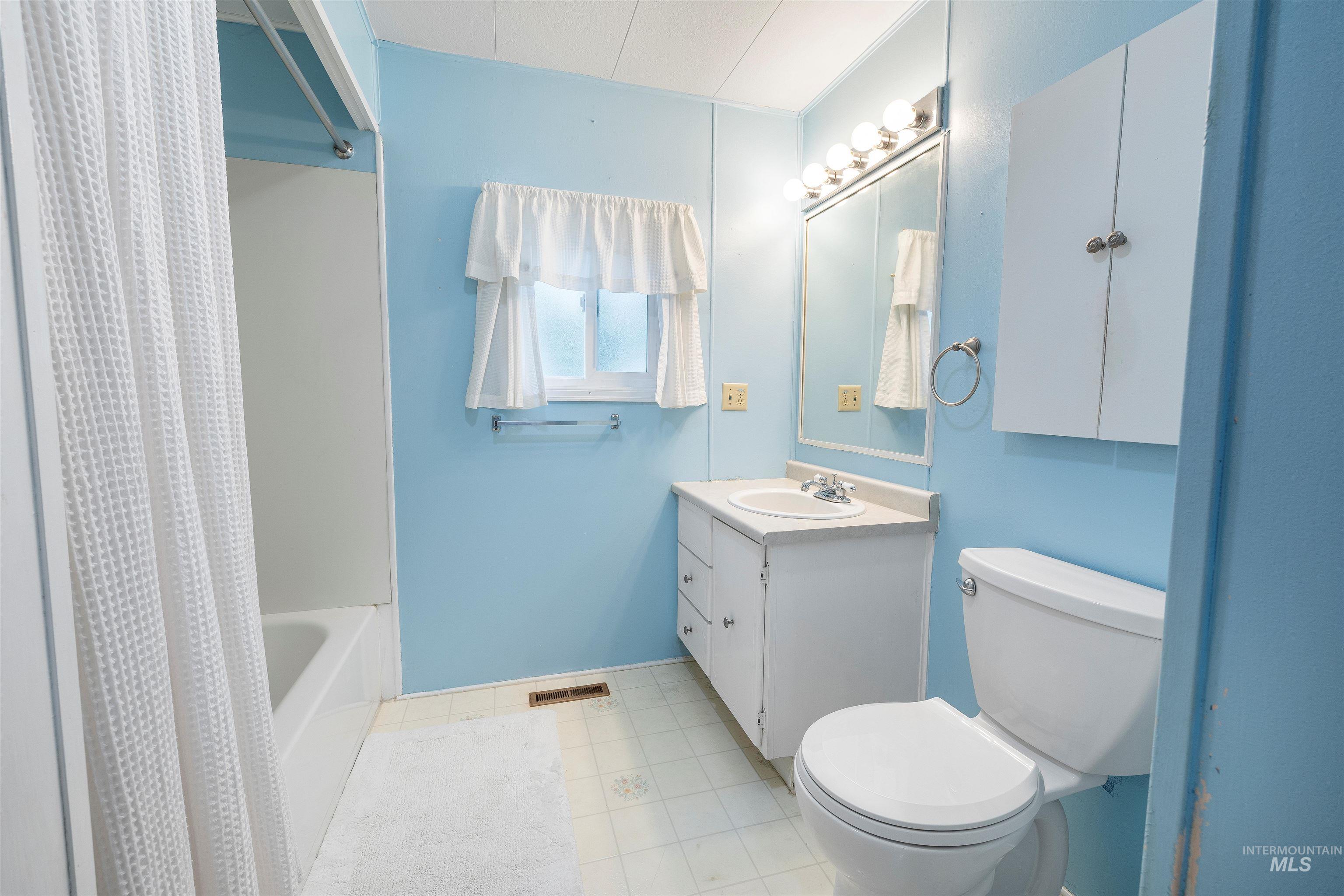 516 Park Ave Property Photo 21