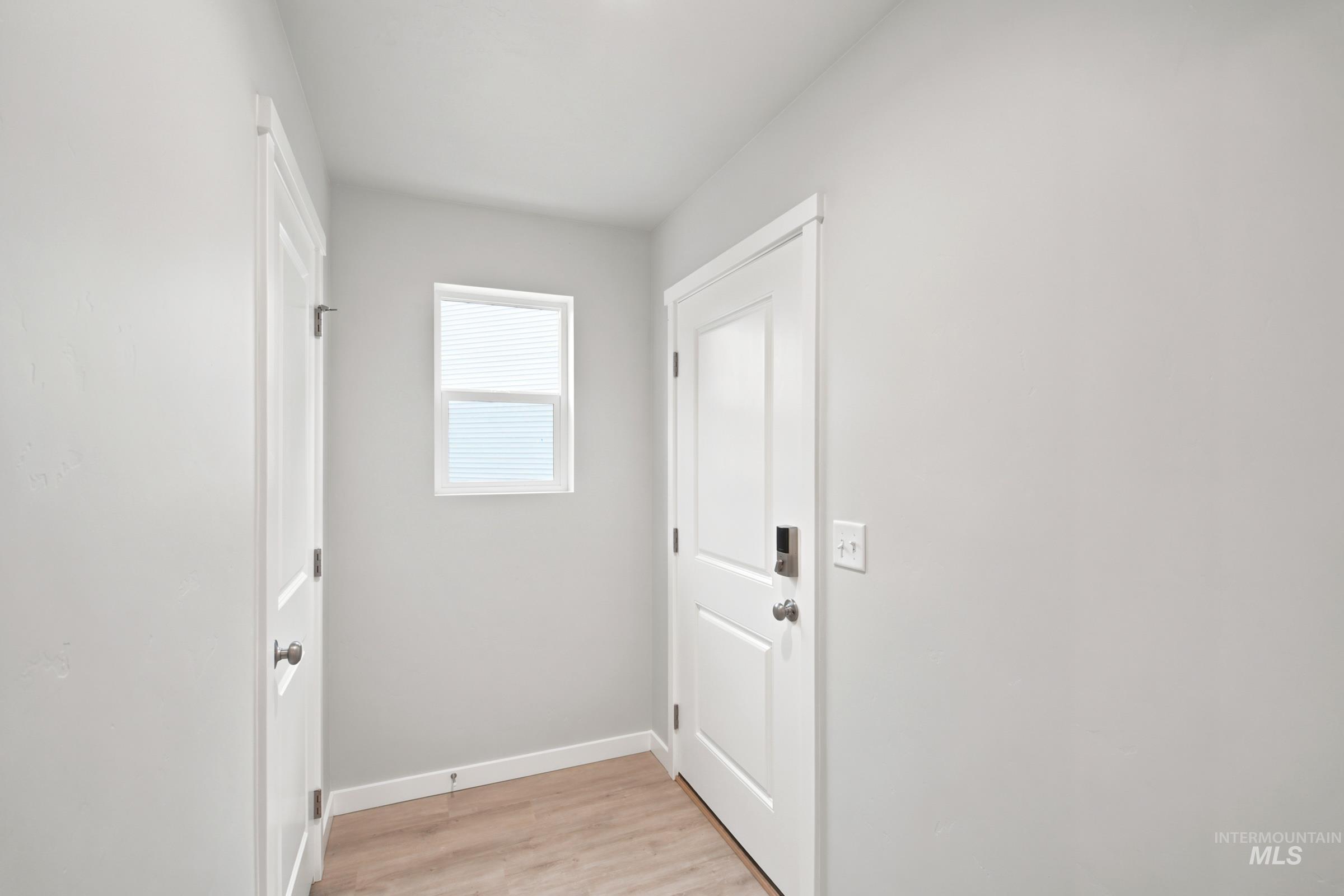 462 Oliver St Property Photo 10