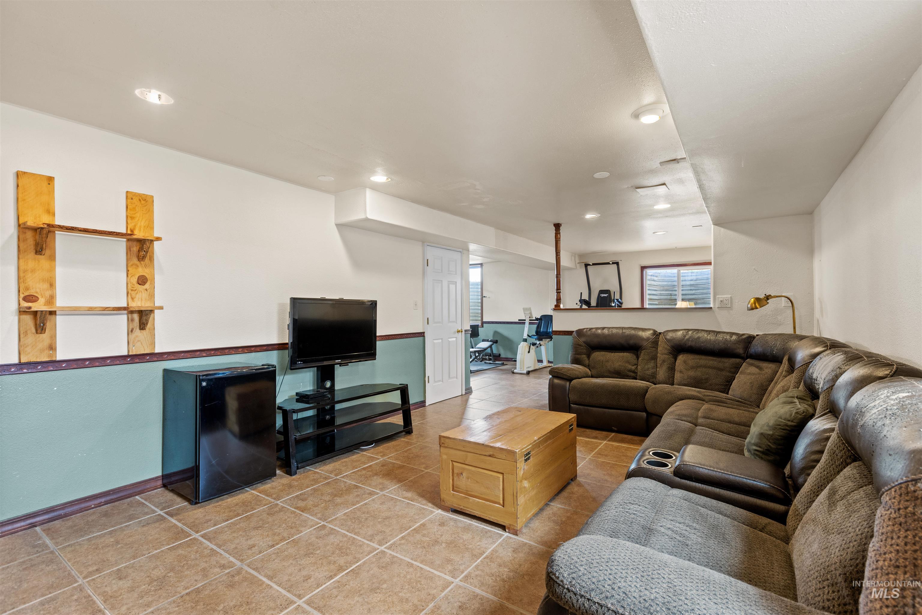 9434 Bonanza Ln Property Photo 28