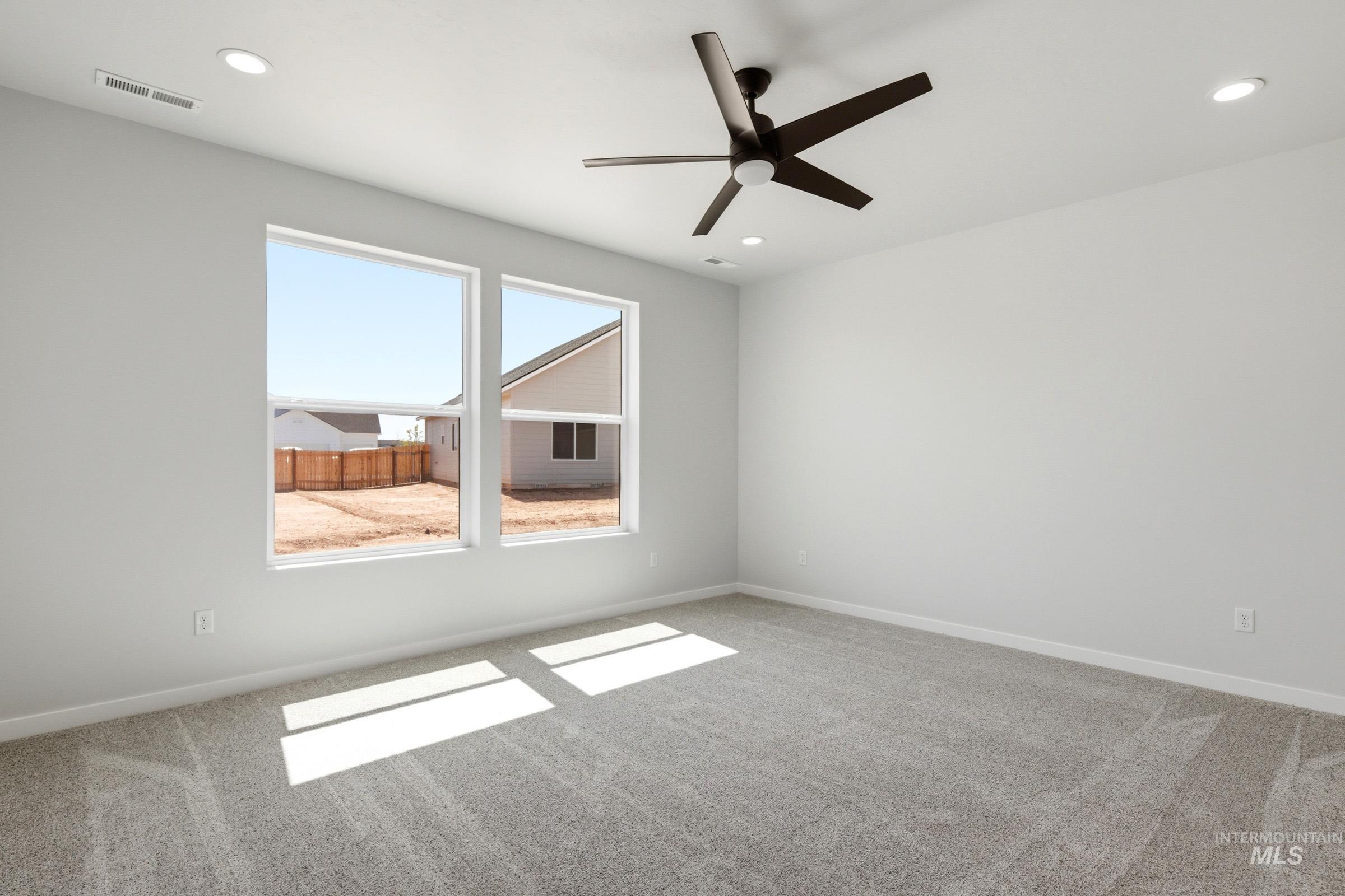 811 Thunderbolt Dr Property Photo 19