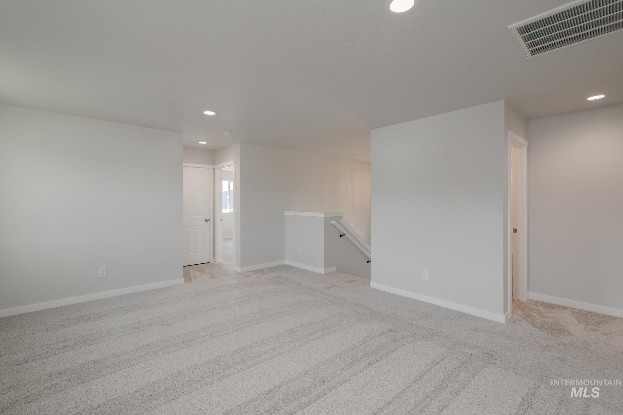 928 Thunderbolt Dr Property Photo 22