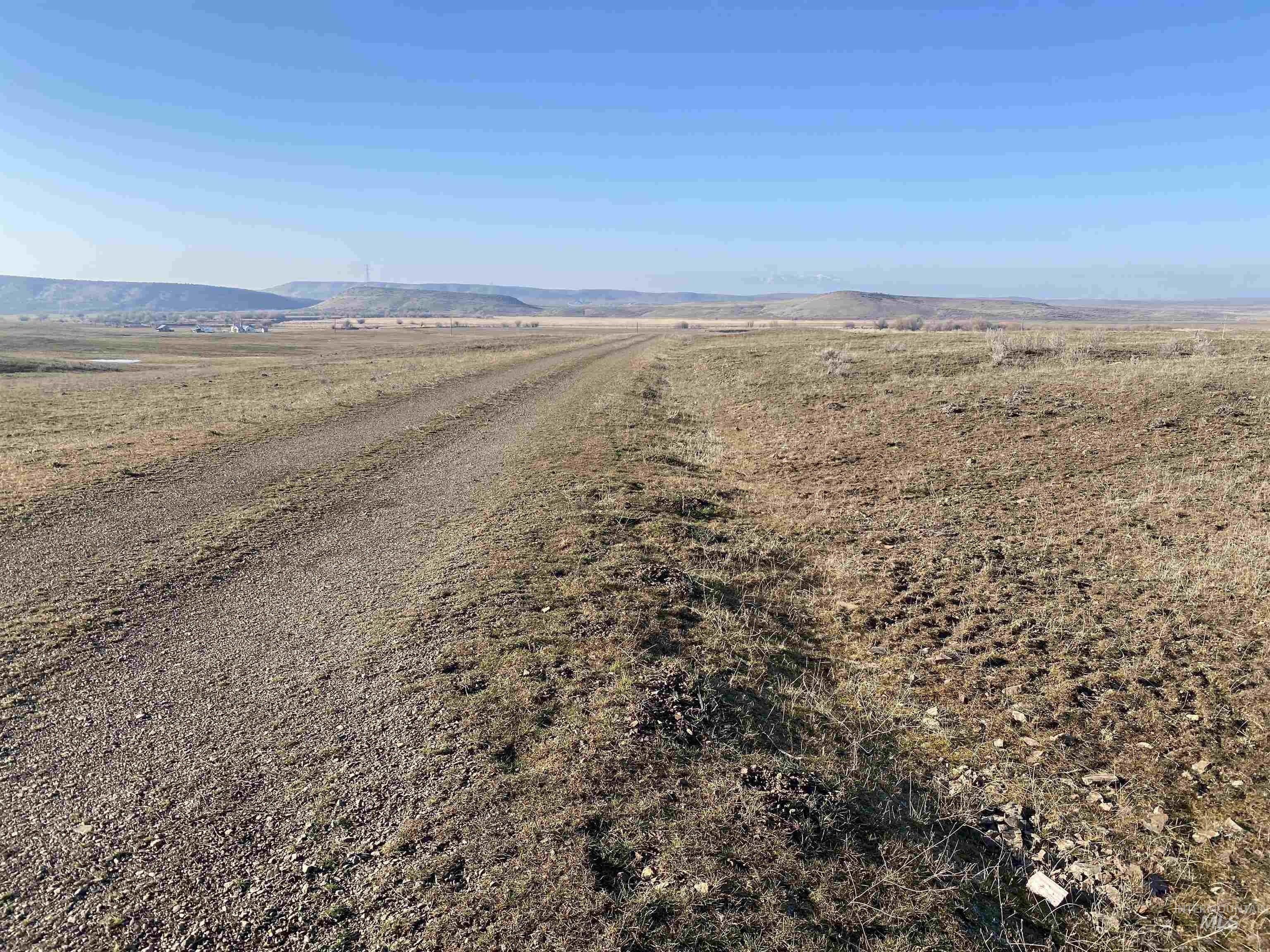 1691 Crane Creek Rd Property Photo 4