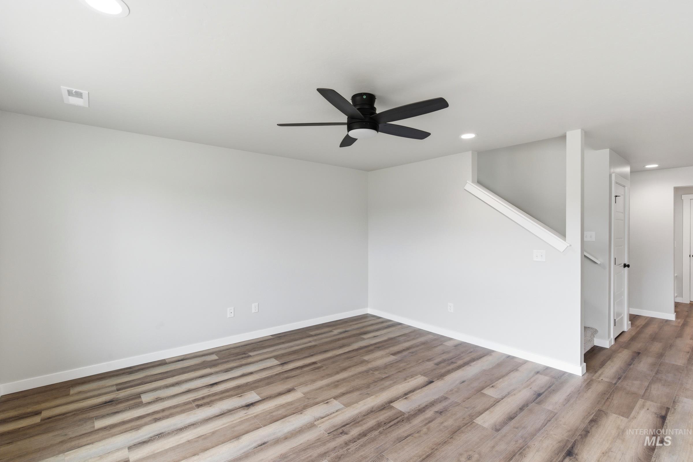 4408 N Alameda Creek Ave Property Photo 10