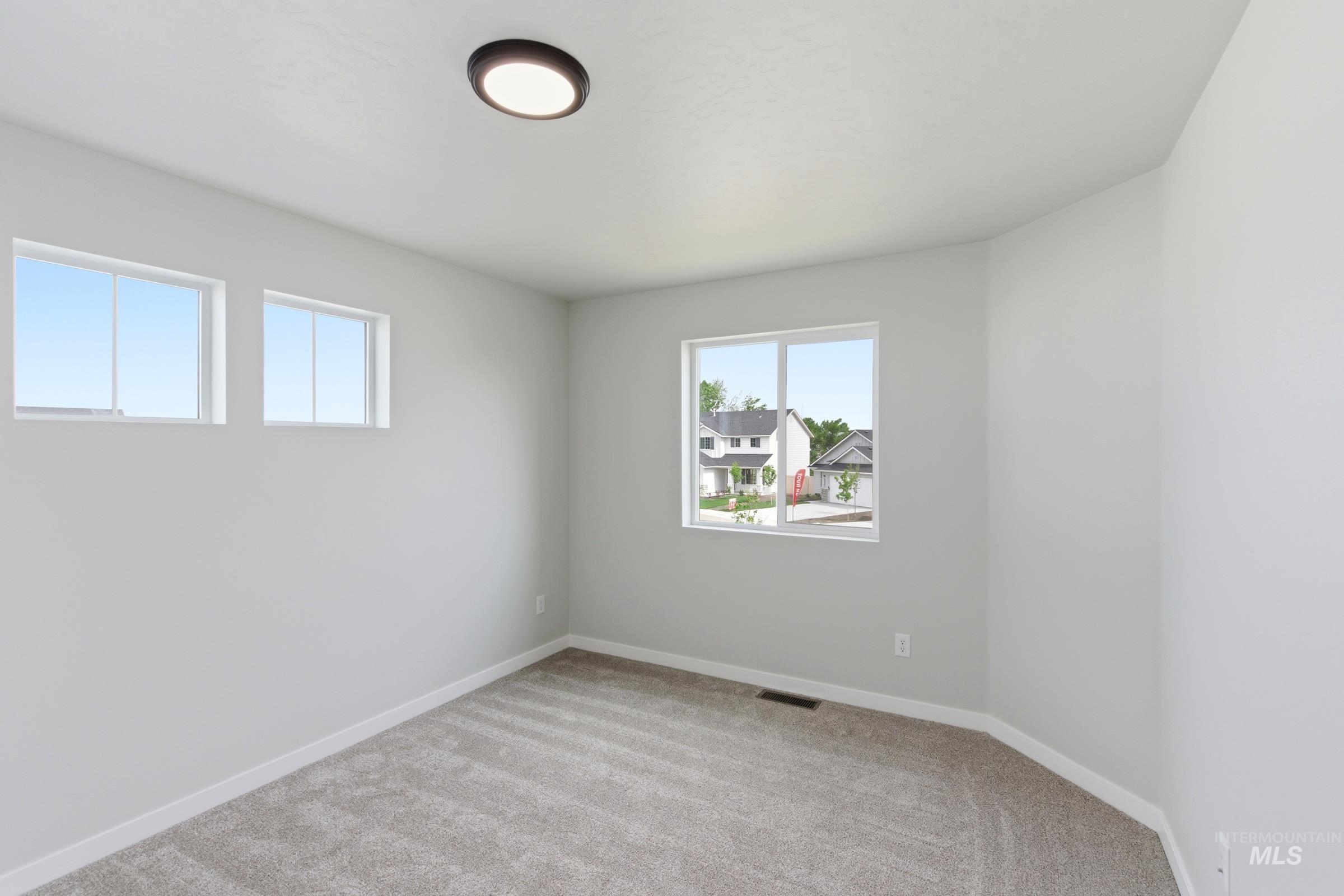 4408 N Alameda Creek Ave Property Photo 17
