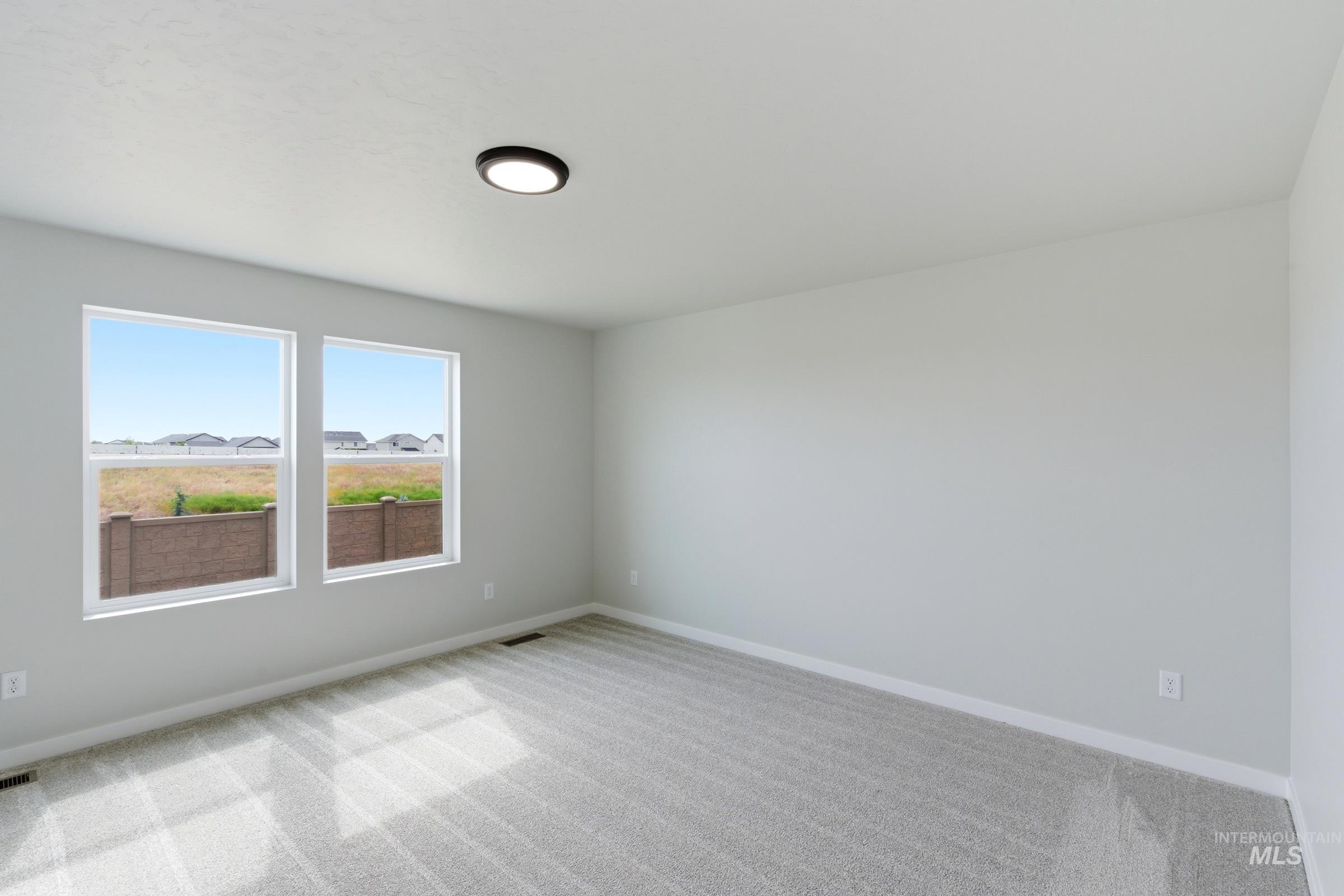 4408 N Alameda Creek Ave Property Photo 20