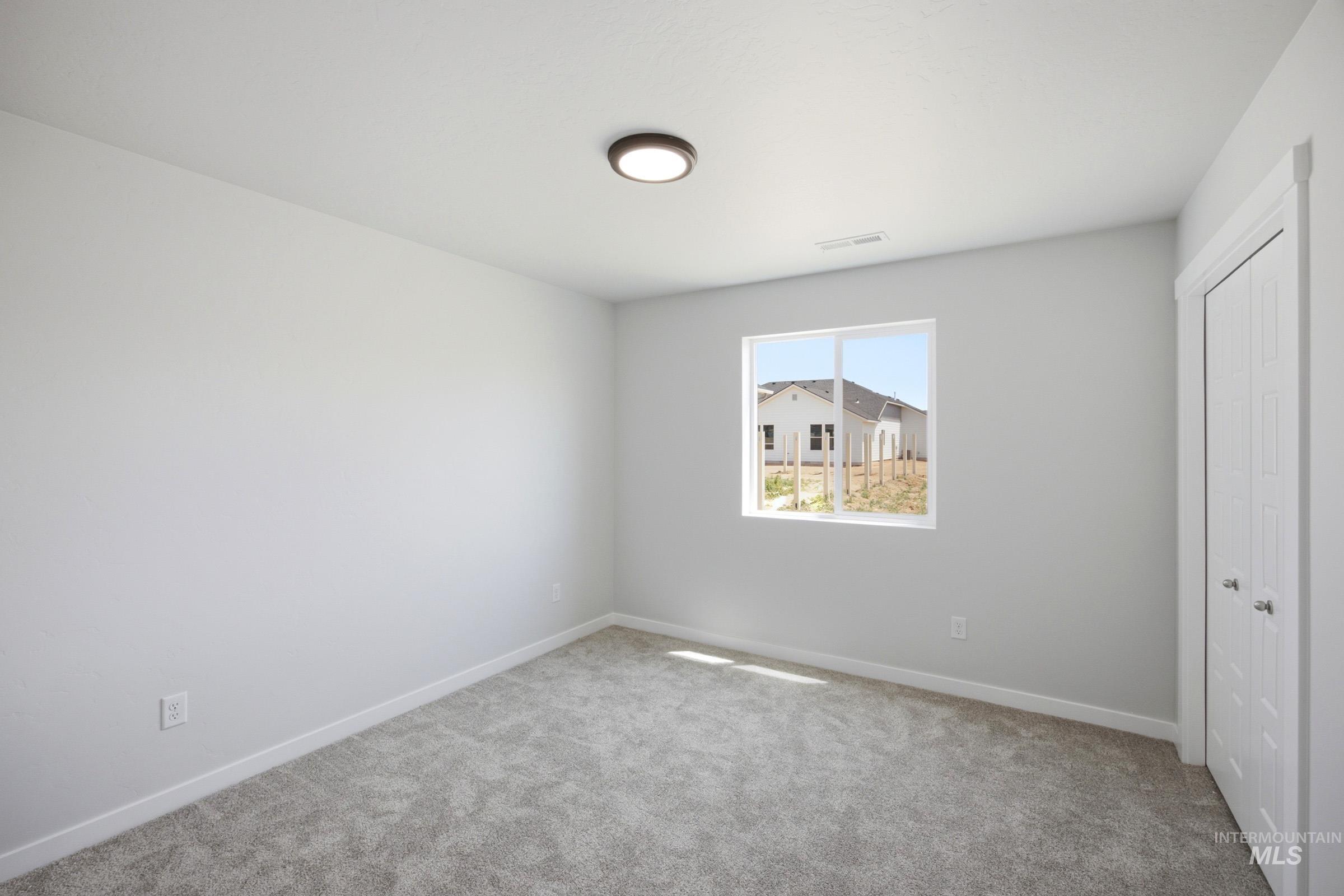 5269 E Phelps Lake Dr Property Photo 15