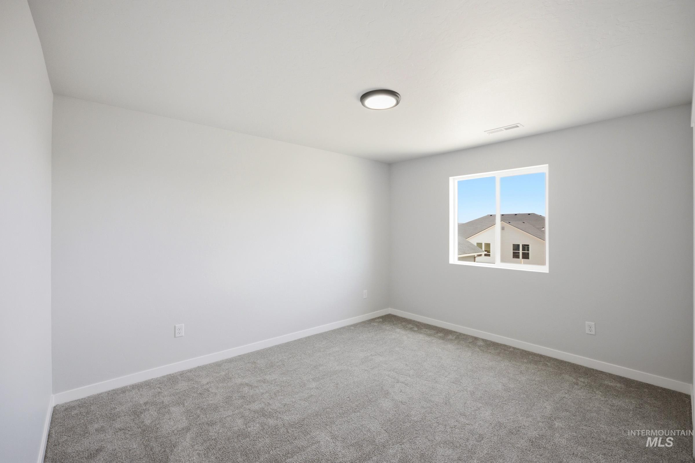 5269 E Phelps Lake Dr Property Photo 20