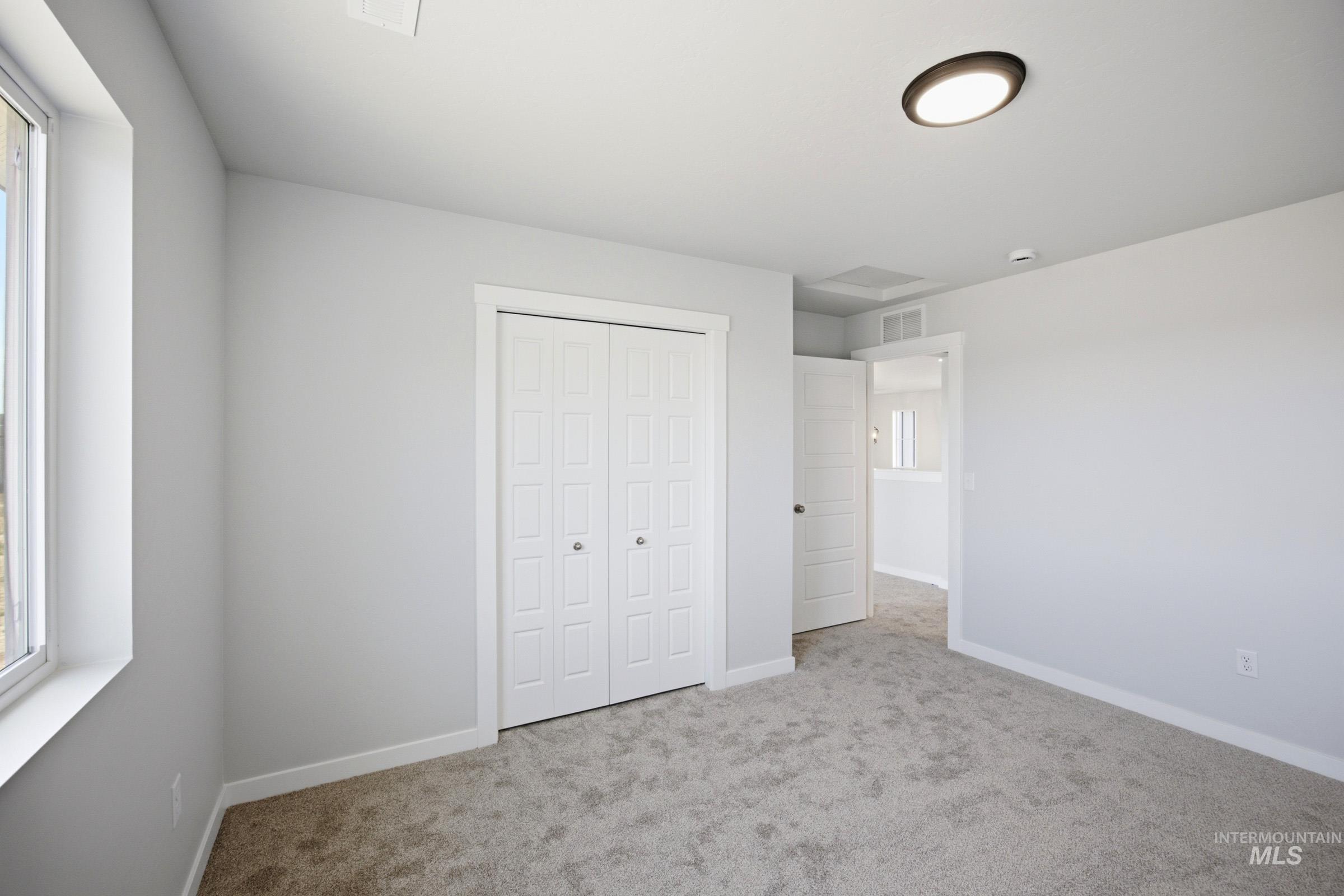 5269 E Phelps Lake Dr Property Photo 21