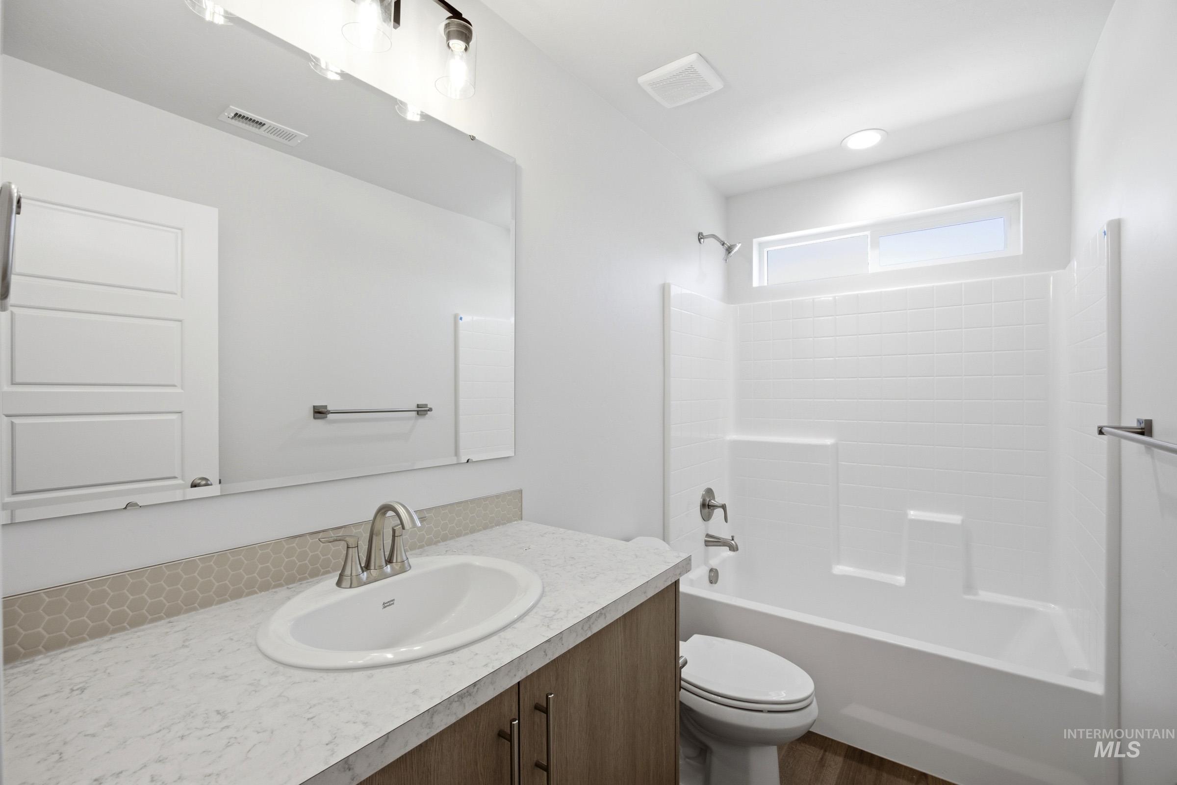 5269 E Phelps Lake Dr Property Photo 23