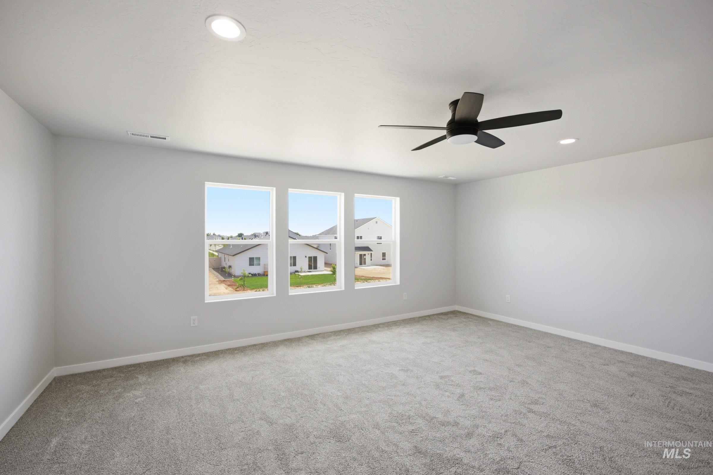 5269 E Phelps Lake Dr Property Photo 26