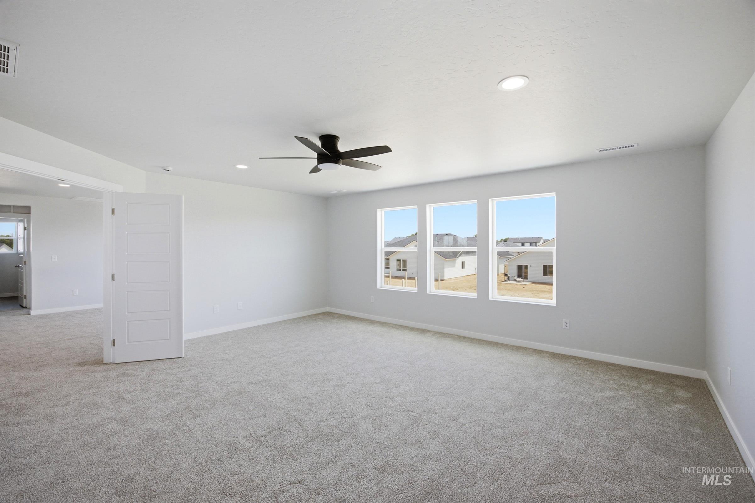 5269 E Phelps Lake Dr Property Photo 28