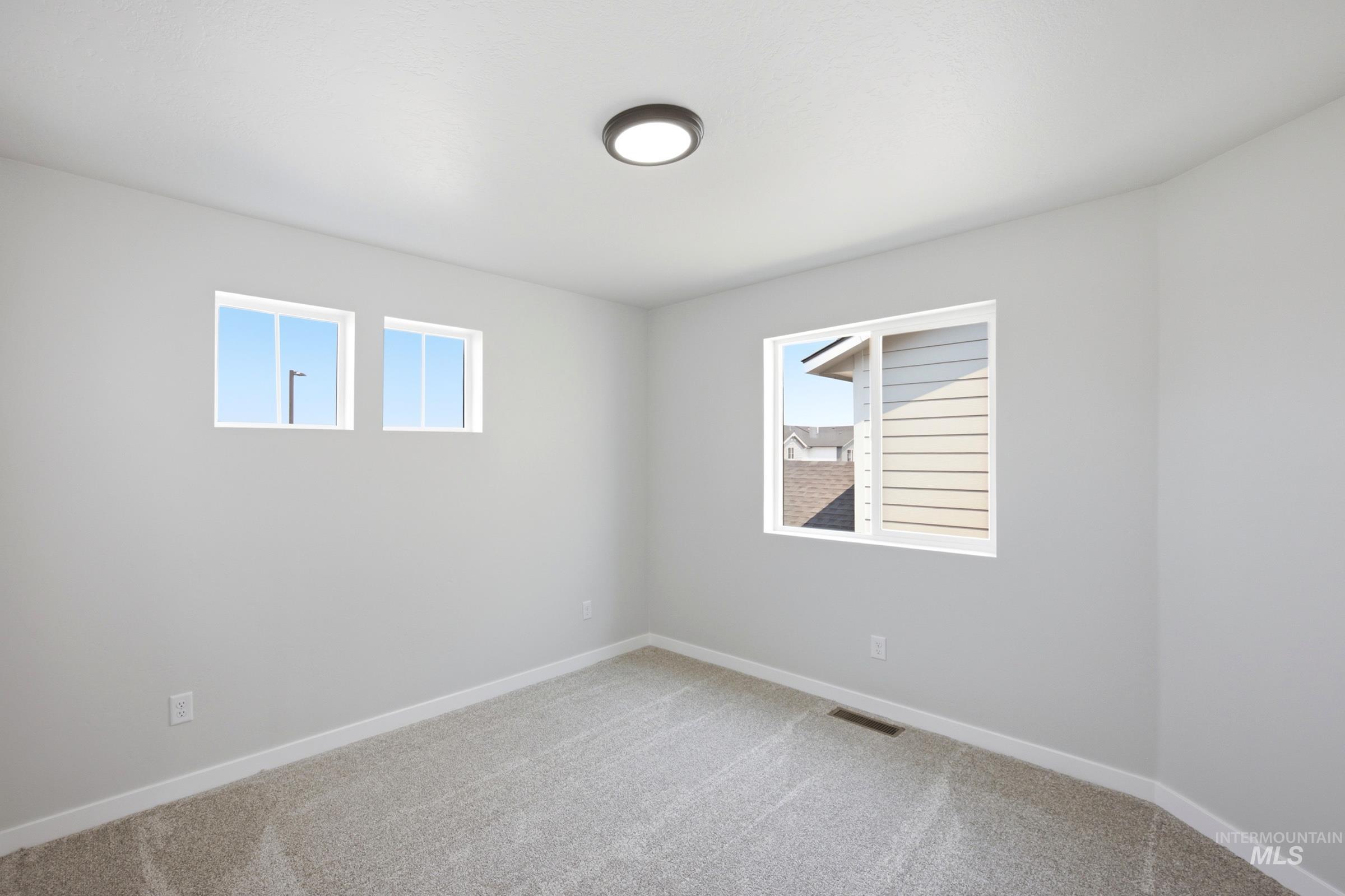 1539 W Braden Dr Property Photo 12