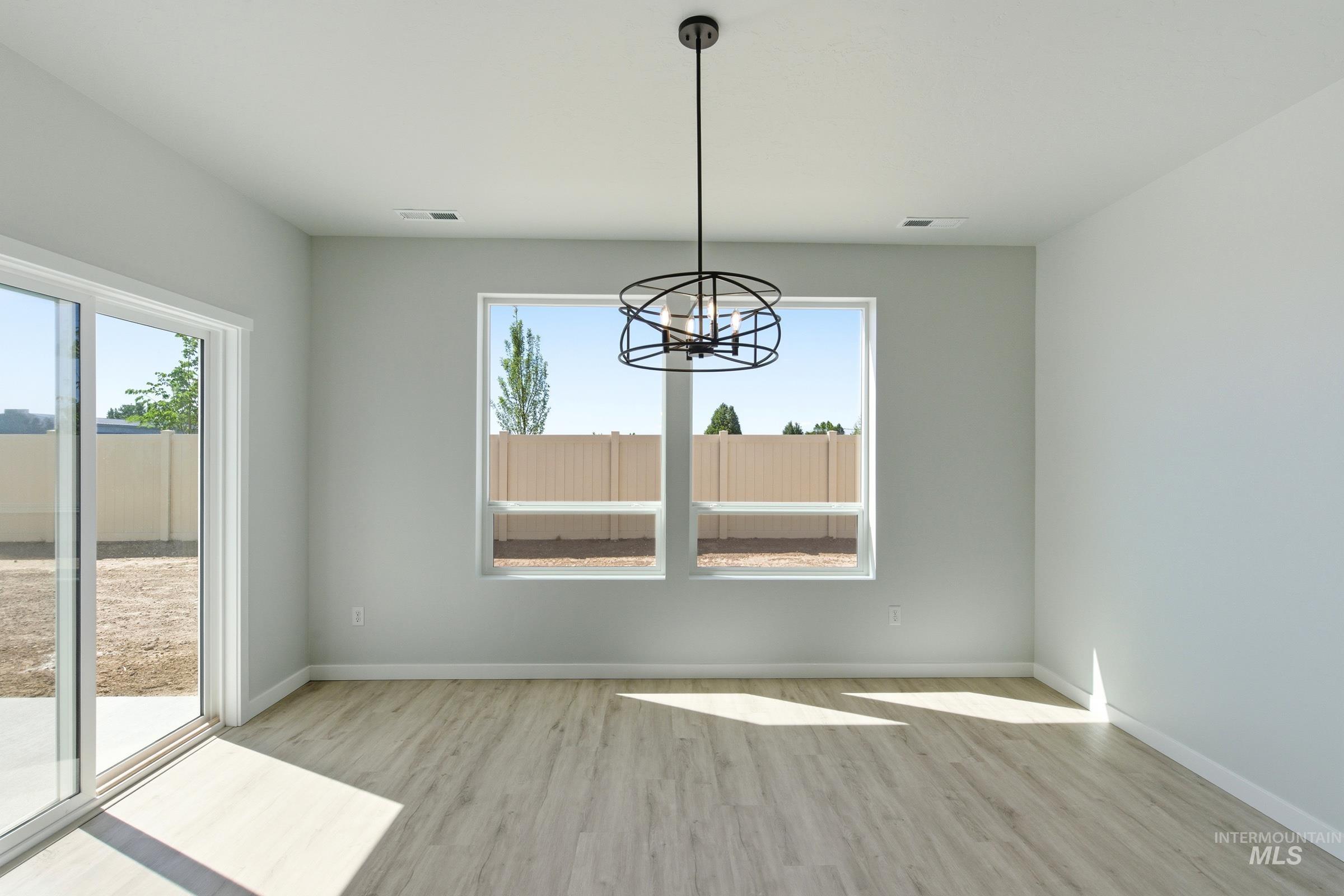 13663 Redway Ct Property Photo 8