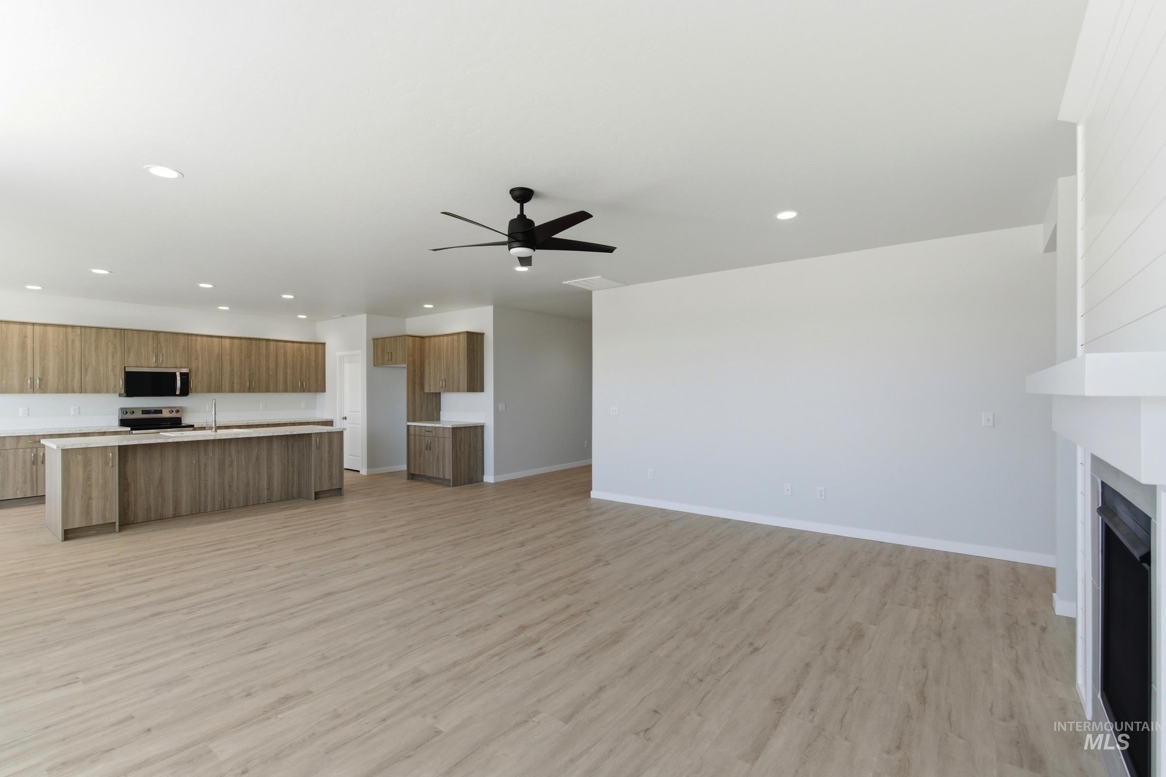 13663 Redway Ct Property Photo 13