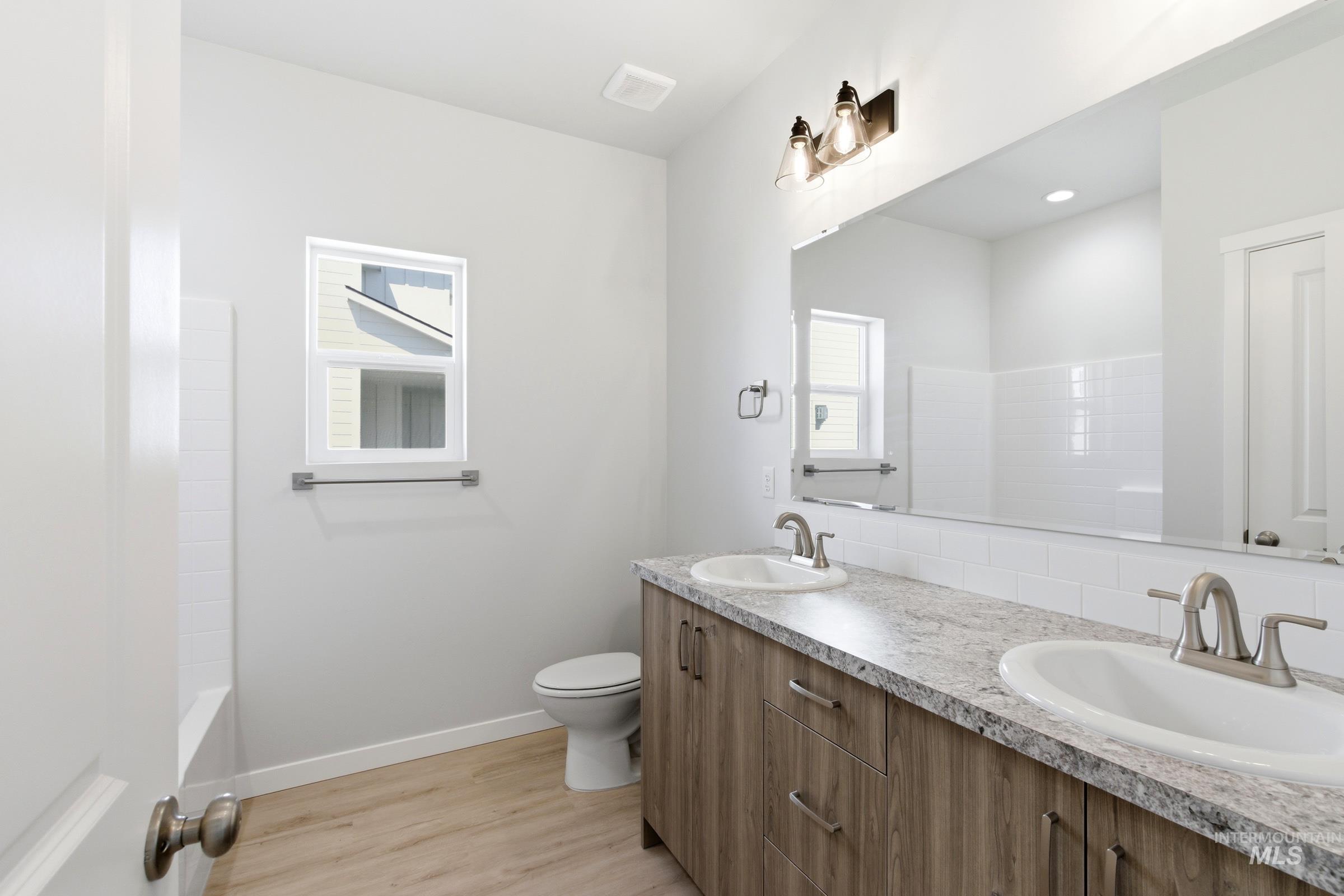 13663 Redway Ct Property Photo 21