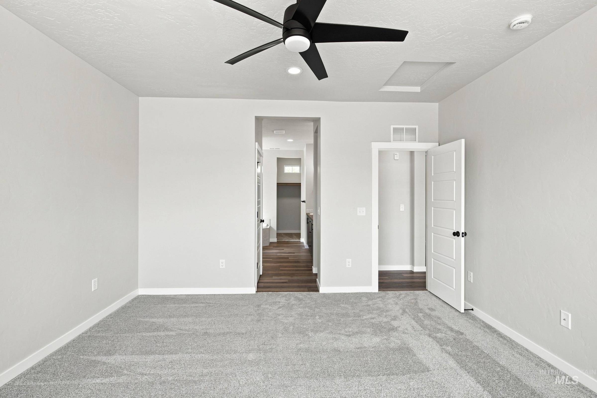 5328 S Danforth Ave Property Photo 19