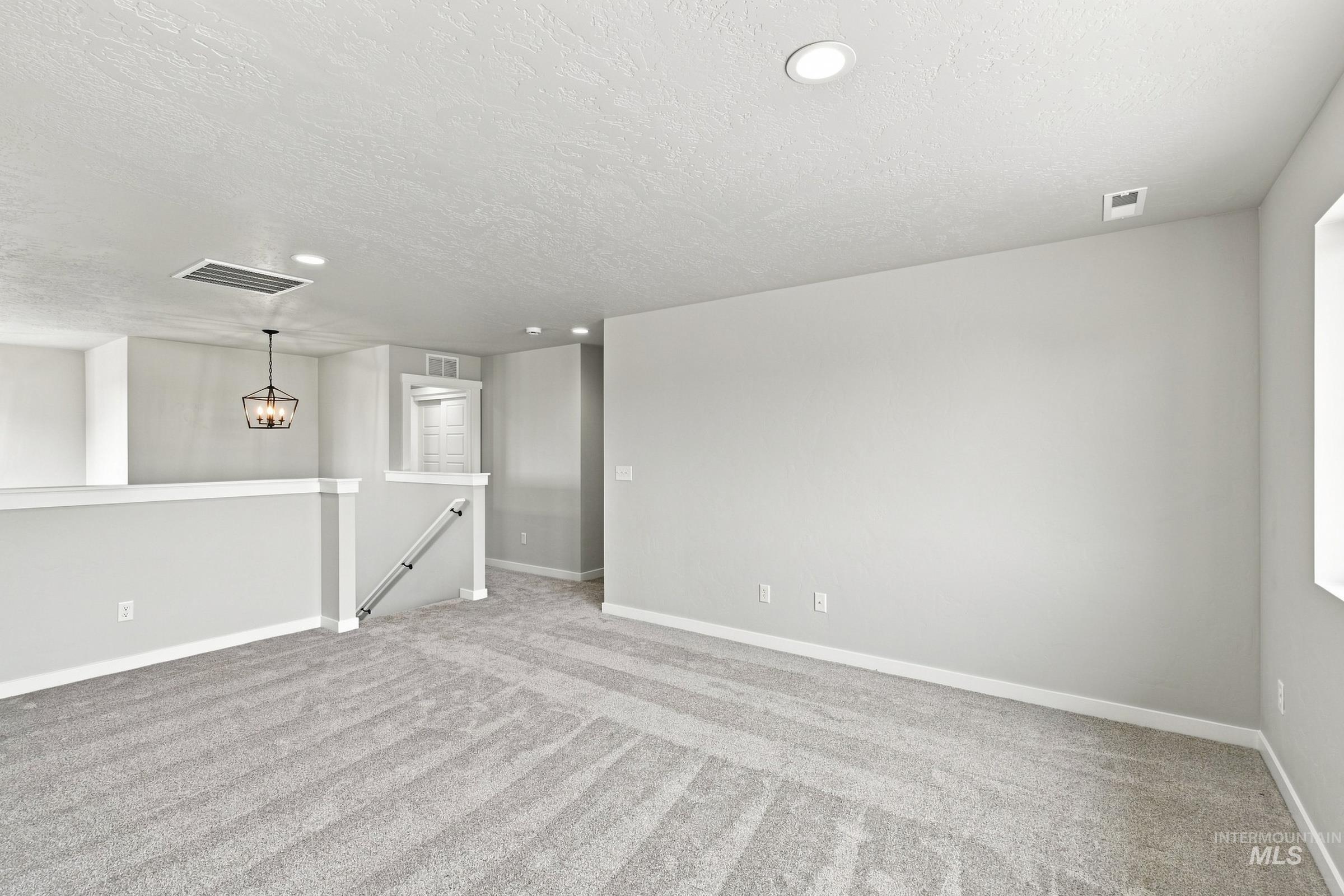 5328 S Danforth Ave Property Photo 28